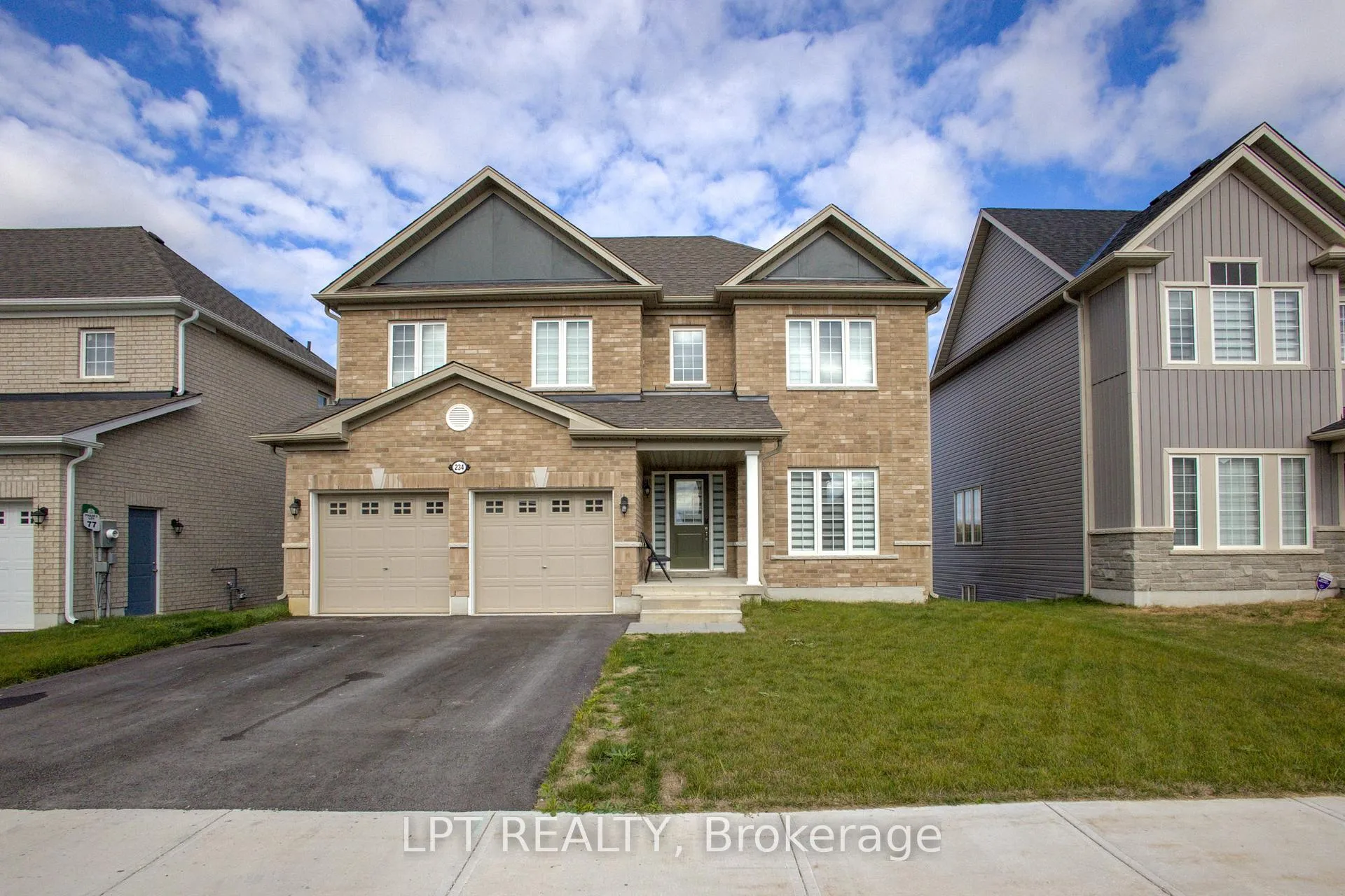 Photo 1 of 234 Prescott Drive, Clearview, Stayner — HOMEH