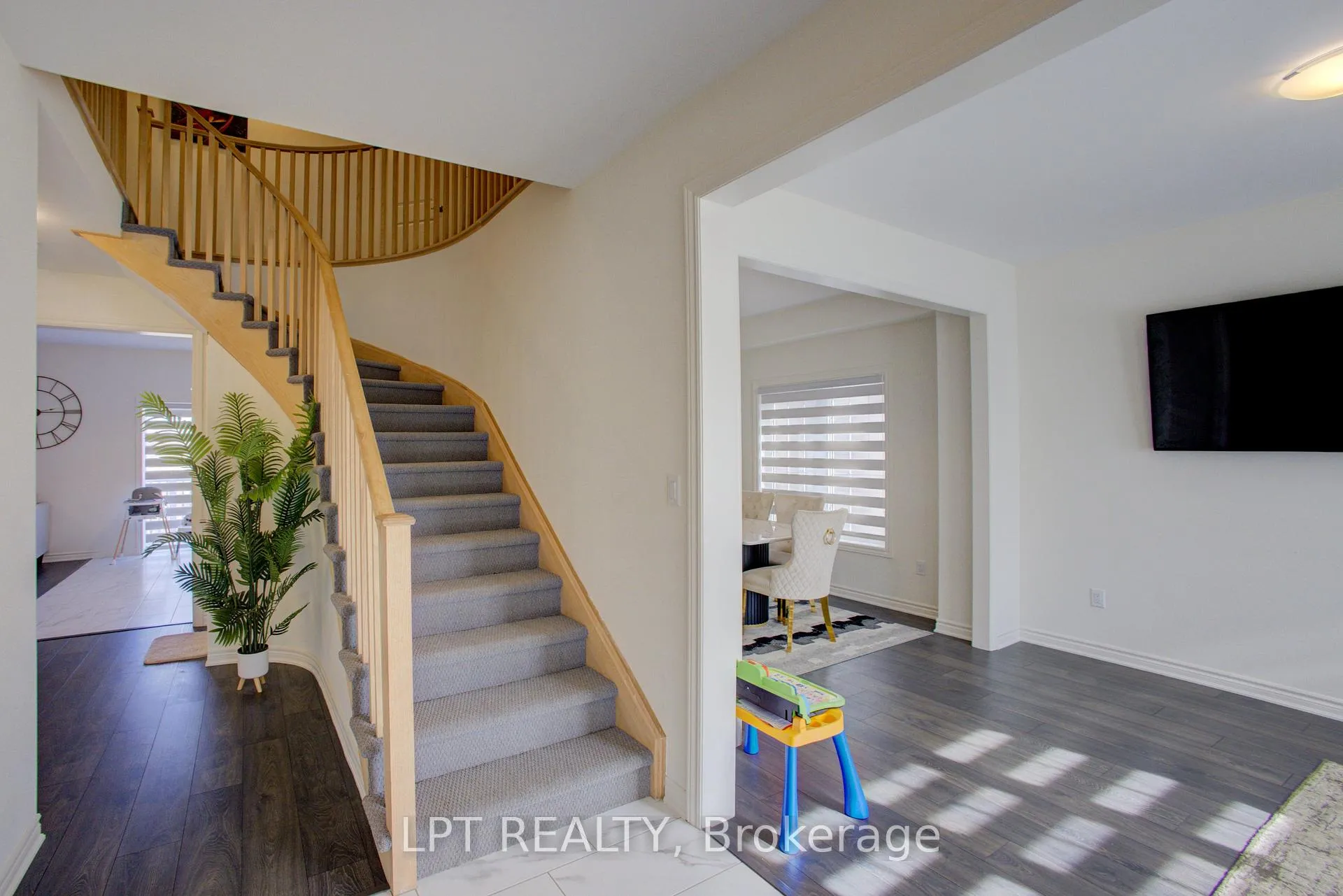 Photo 3 of 234 Prescott Drive, Clearview, Stayner — HOMEH