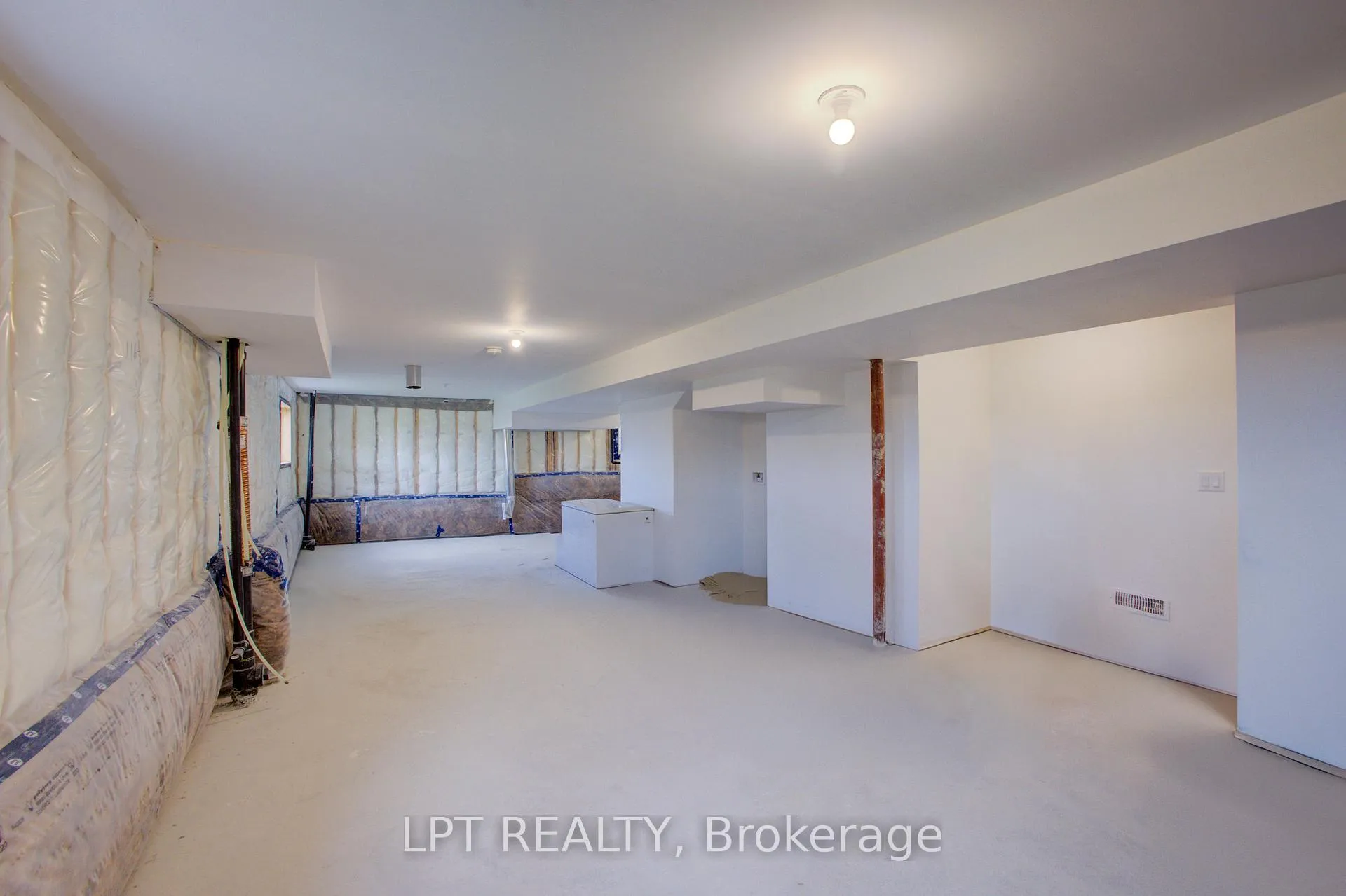 Photo 21 of 234 Prescott Drive, Clearview, Stayner — HOMEH