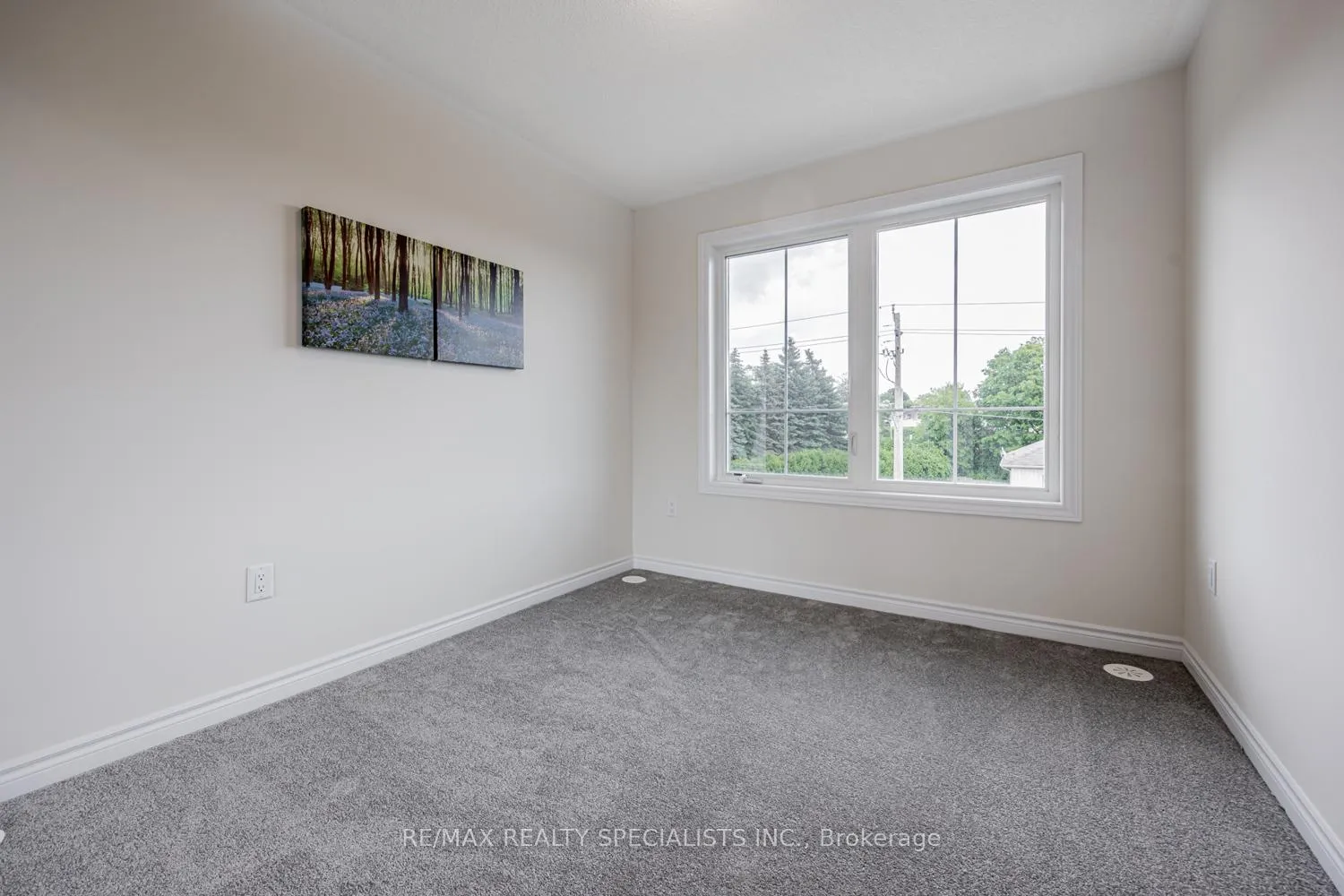 Photo 19 of Unit 1, 490 Beresford Path, Oshawa, Central — HOMEH