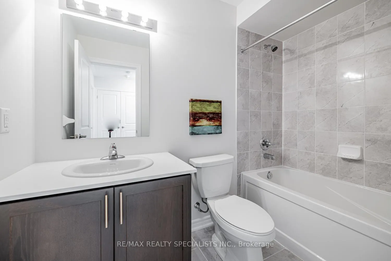 Photo 23 of Unit 1, 490 Beresford Path, Oshawa, Central — HOMEH