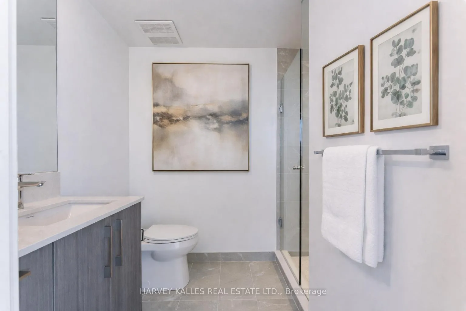Photo 17 of Unit PH1, 8 Manor Road W, Toronto, Yonge-Eglinton — HOMEH