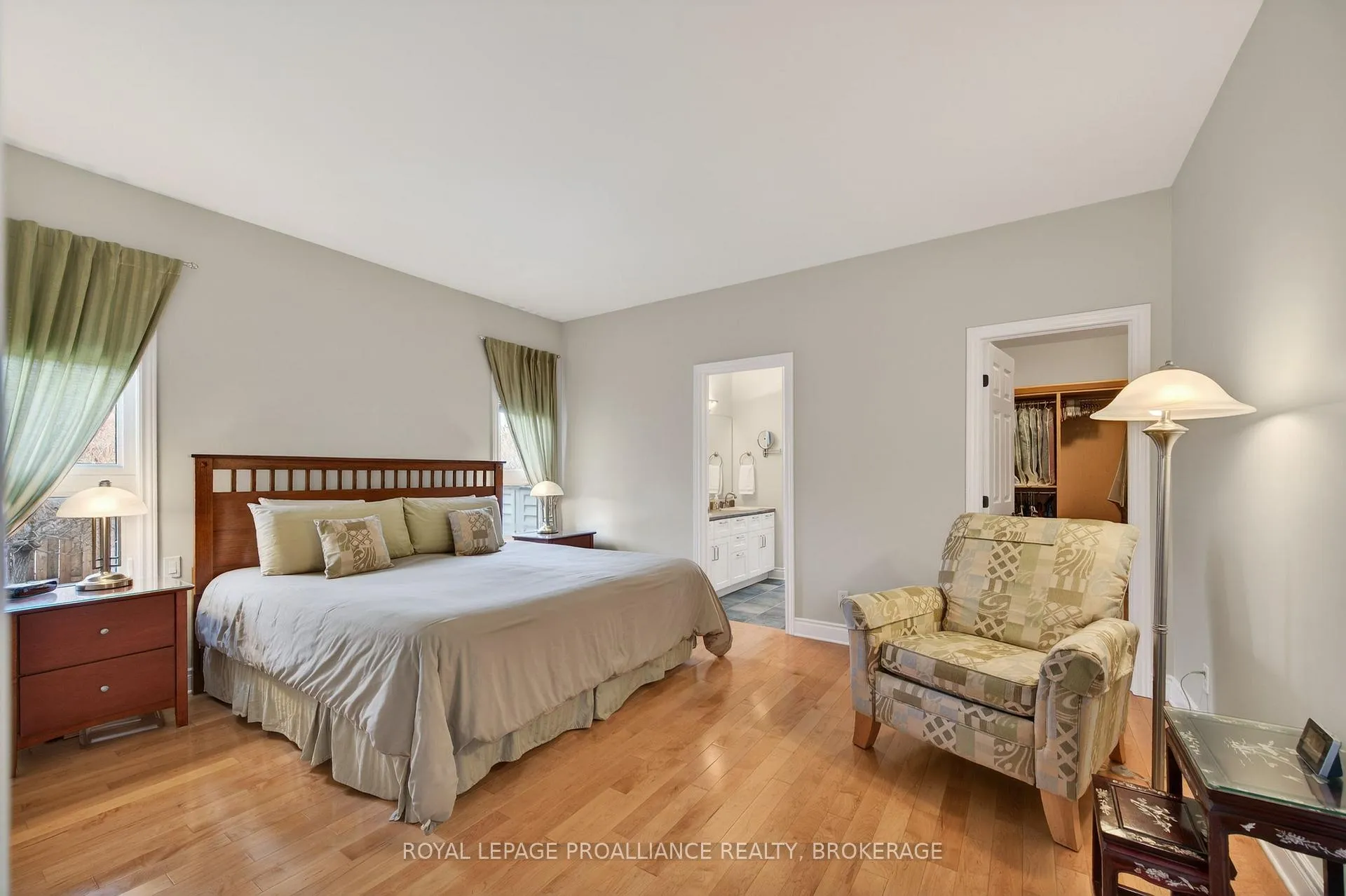 Photo 16 of 440 Maureen Street, Kingston, Kingston East (Incl Barret Crt) — HOMEH