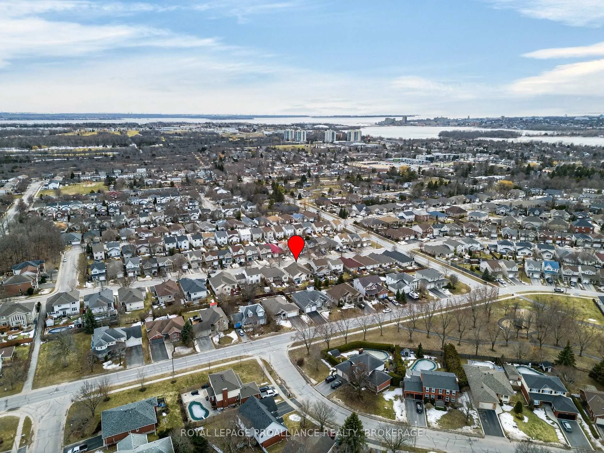 Photo 34 of 440 Maureen Street, Kingston, Kingston East (Incl Barret Crt) — HOMEH