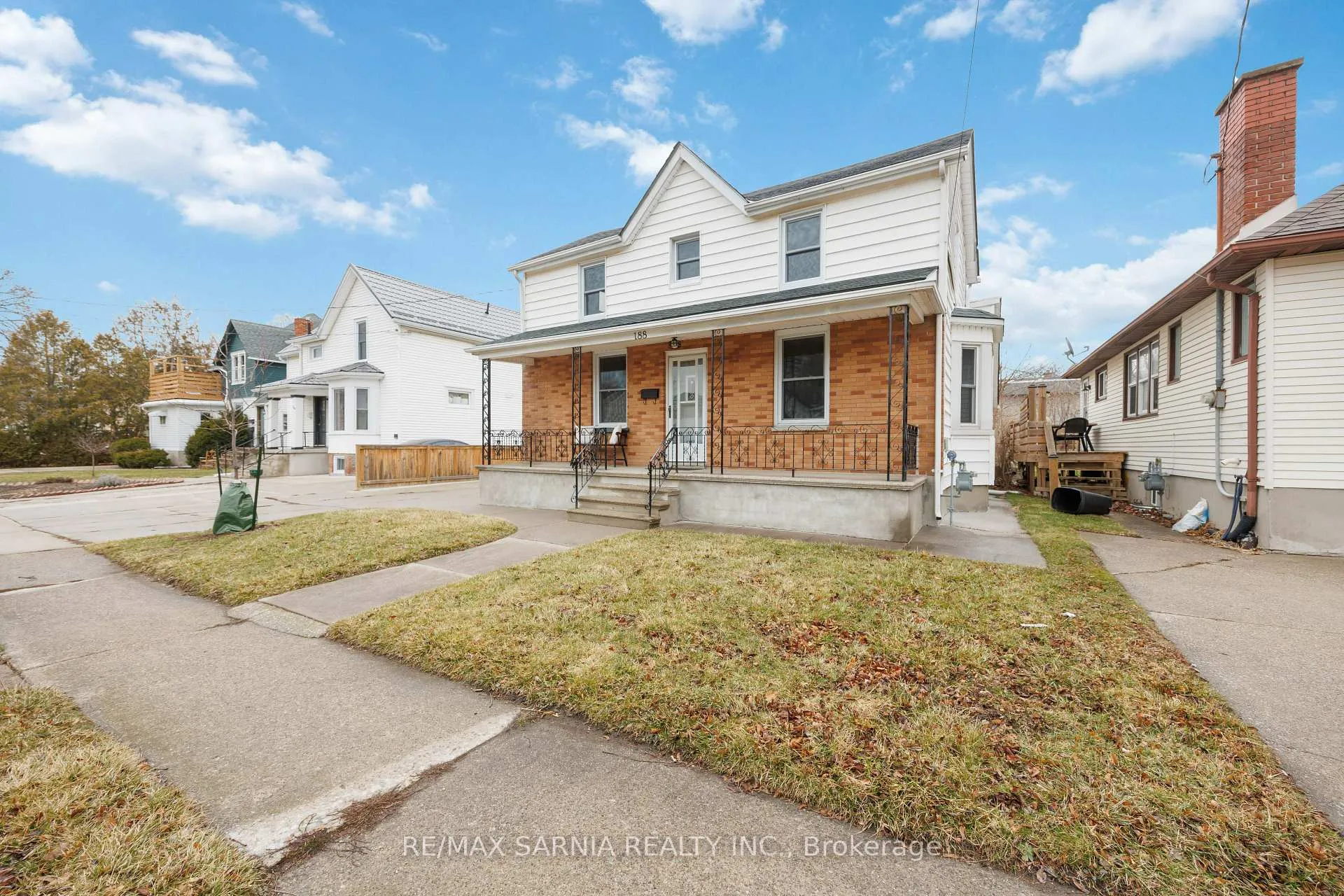 Photo 3 of 188 Euphemia Street N, Sarnia — HOMEH