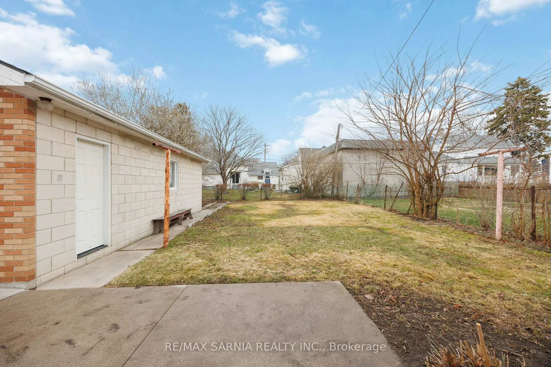 Photo 36 of 188 Euphemia Street N, Sarnia — HOMEH