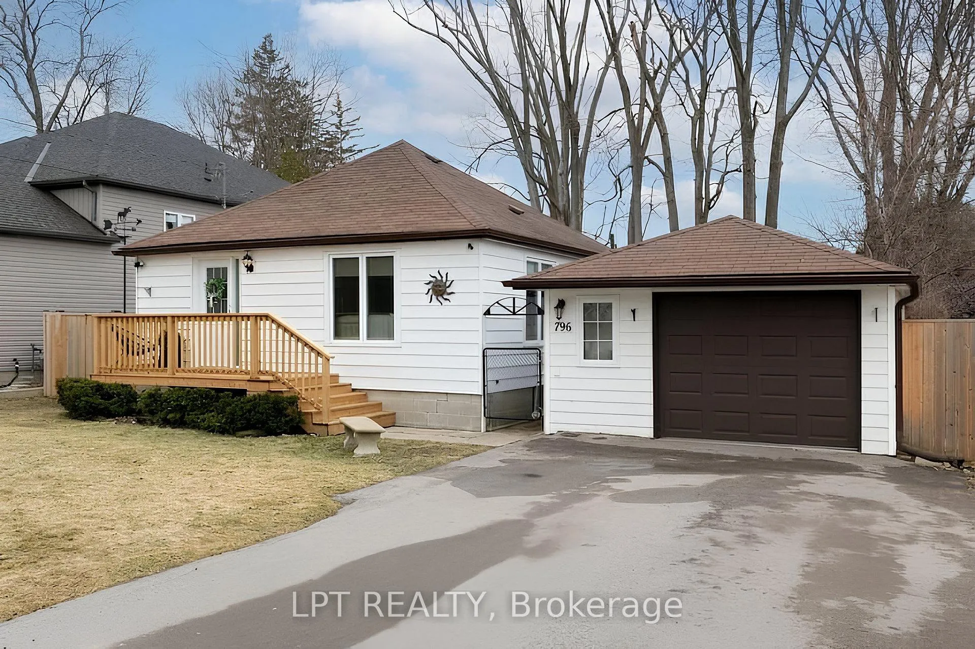 Photo 6 of 796 Sedore Avenue, Georgina, Historic Lakeshore Communities — HOMEH