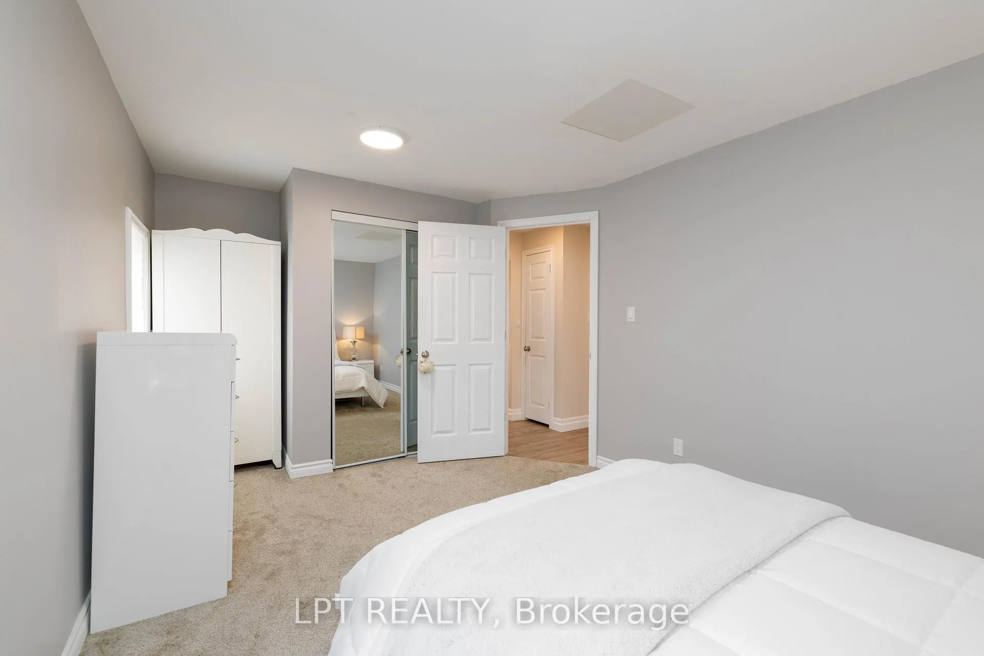 Photo 14 of 796 Sedore Avenue, Georgina, Historic Lakeshore Communities — HOMEH
