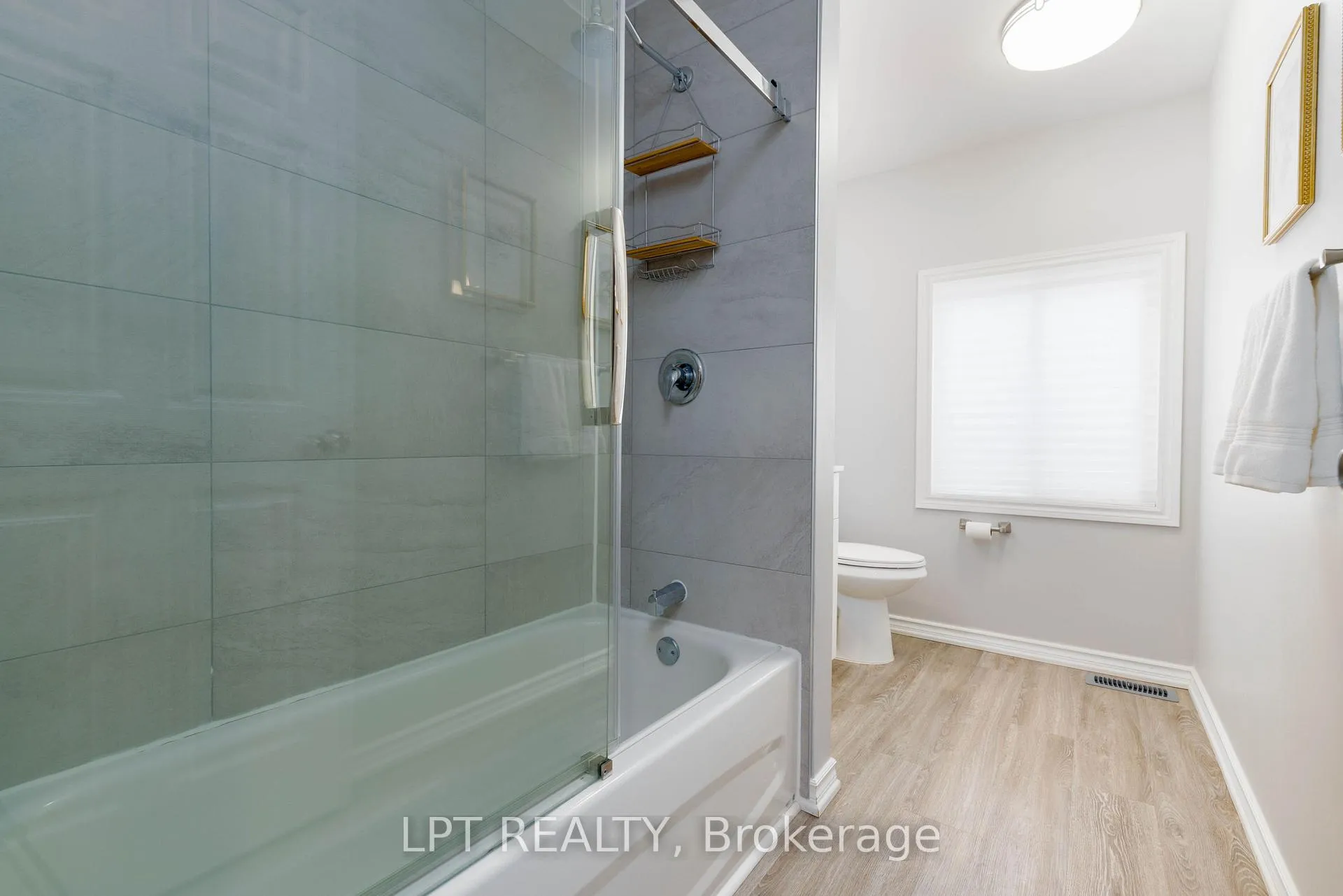 Photo 17 of 796 Sedore Avenue, Georgina, Historic Lakeshore Communities — HOMEH