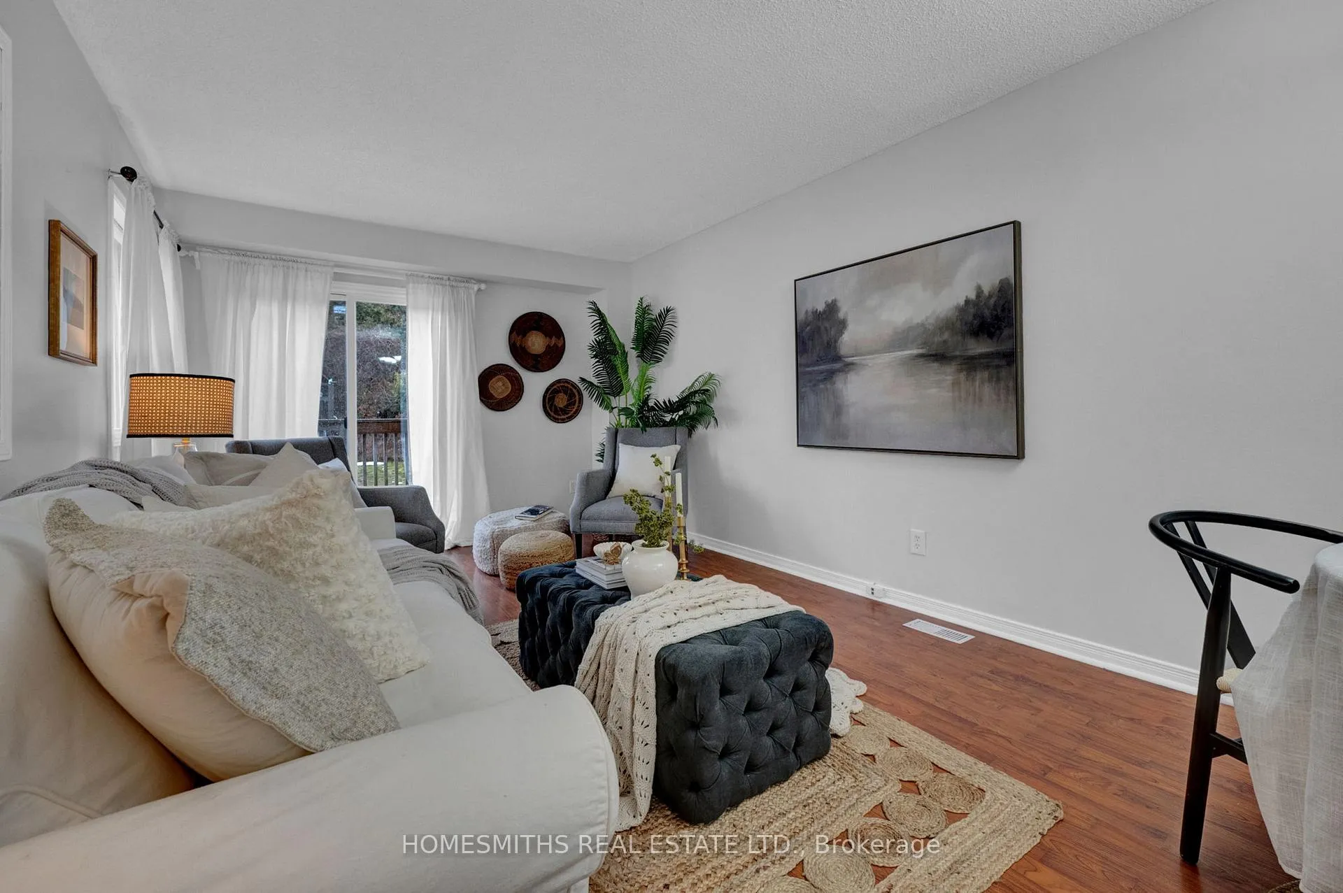 Photo 7 of 787 Bennett Crescent, Oshawa, Pinecrest — HOMEH