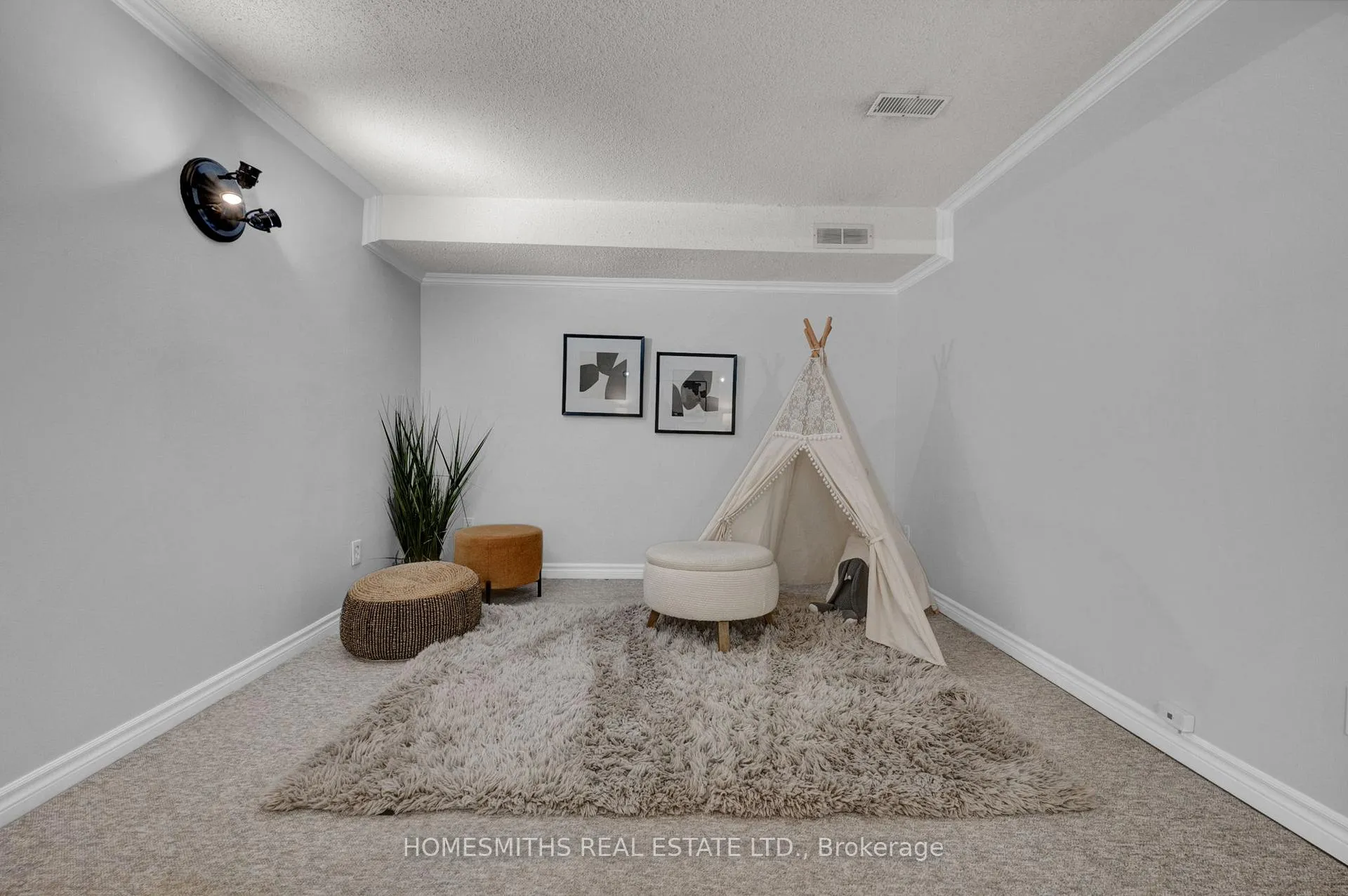 Photo 33 of 787 Bennett Crescent, Oshawa, Pinecrest — HOMEH