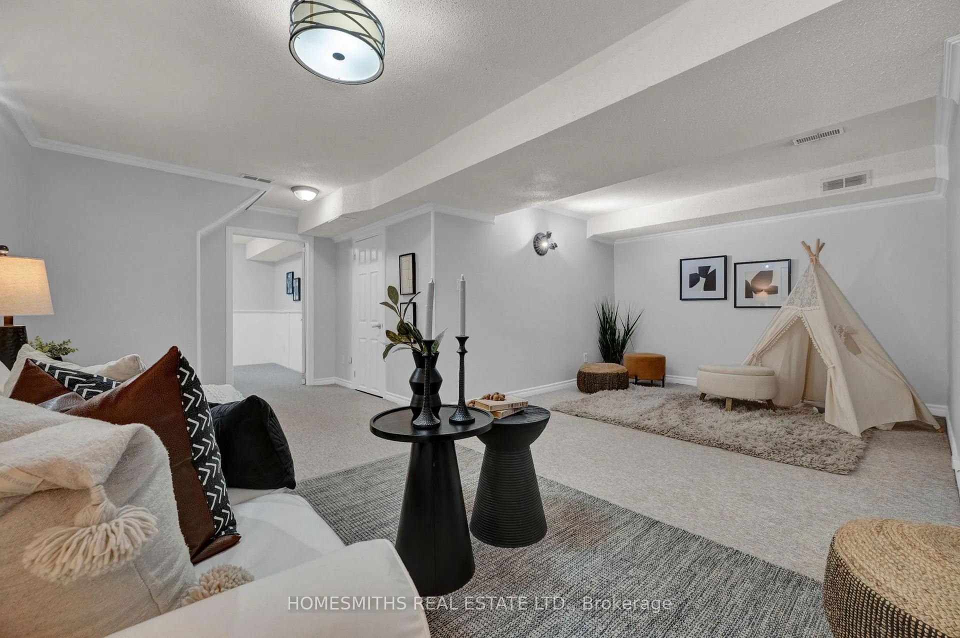 Photo 36 of 787 Bennett Crescent, Oshawa, Pinecrest — HOMEH