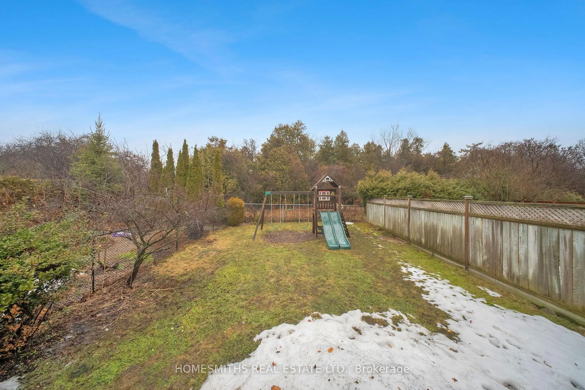 Photo 37 of 787 Bennett Crescent, Oshawa, Pinecrest — HOMEH
