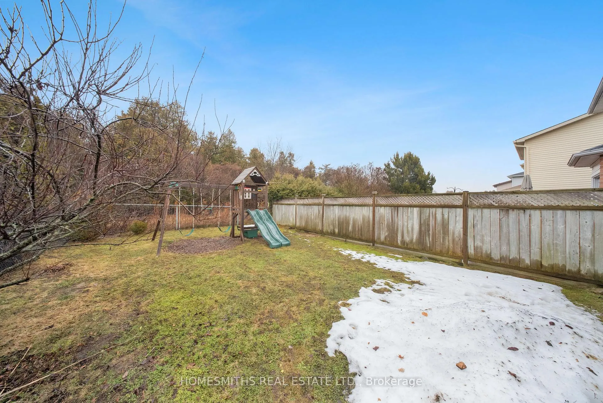 Photo 38 of 787 Bennett Crescent, Oshawa, Pinecrest — HOMEH