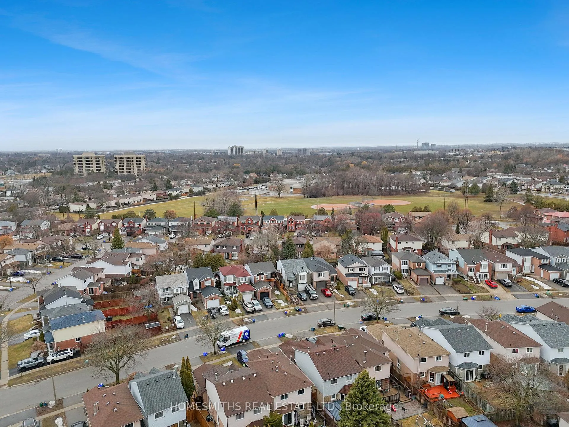 Photo 44 of 787 Bennett Crescent, Oshawa, Pinecrest — HOMEH