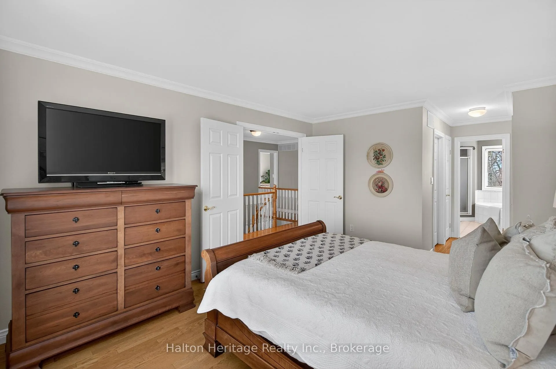 Photo 22 of 136 Grindstone Way, Hamilton, Waterdown — HOMEH