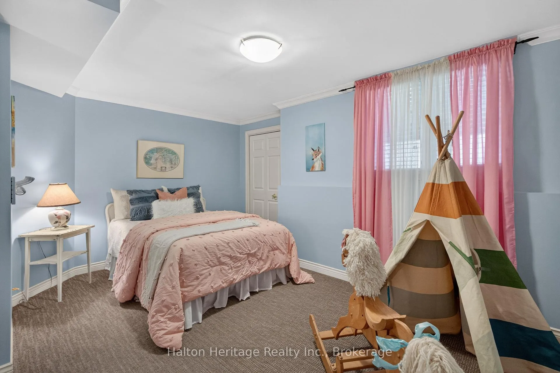 Photo 35 of 136 Grindstone Way, Hamilton, Waterdown — HOMEH