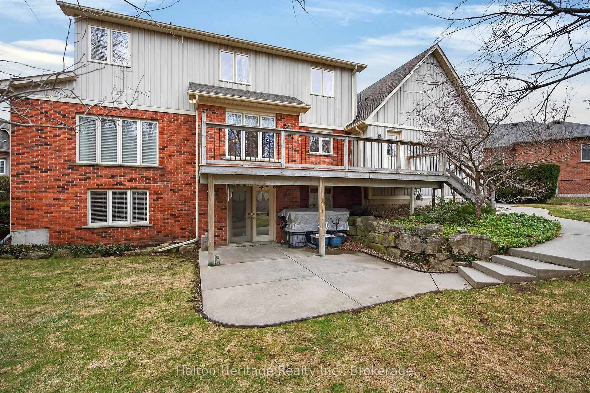 Photo 43 of 136 Grindstone Way, Hamilton, Waterdown — HOMEH