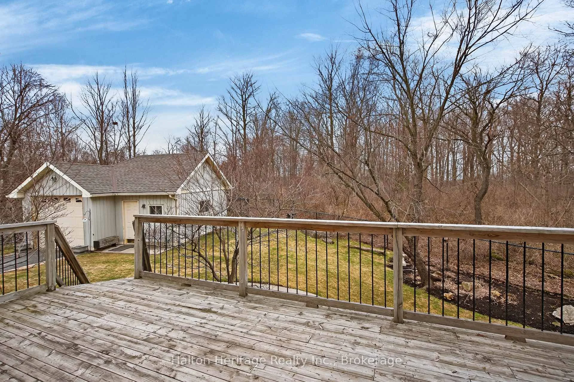 Photo 46 of 136 Grindstone Way, Hamilton, Waterdown — HOMEH
