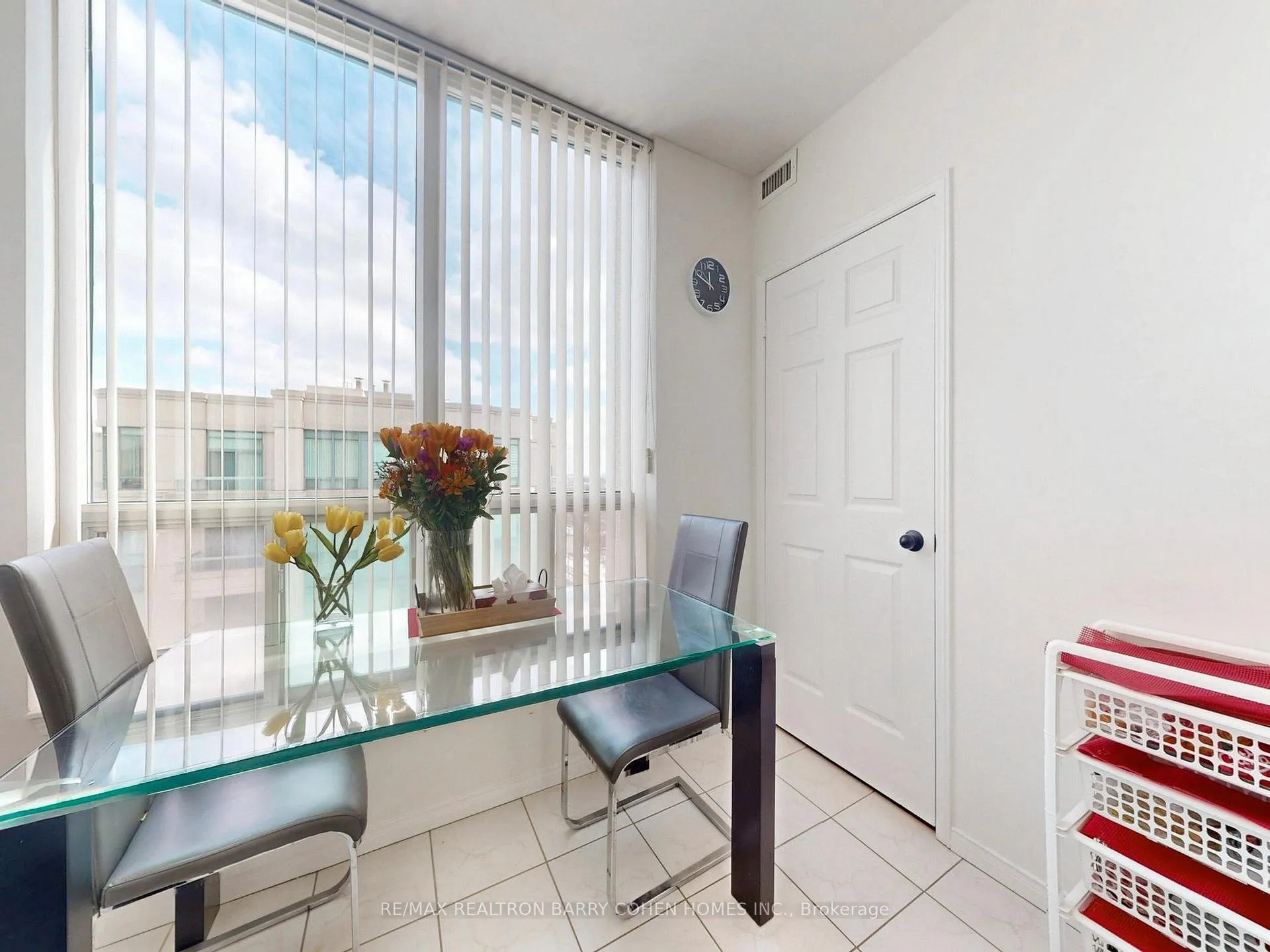 Photo 19 of Unit PH104, 1 Emerald Lane, Vaughan, Crestwood-Springfarm-Yorkhill — HOMEH