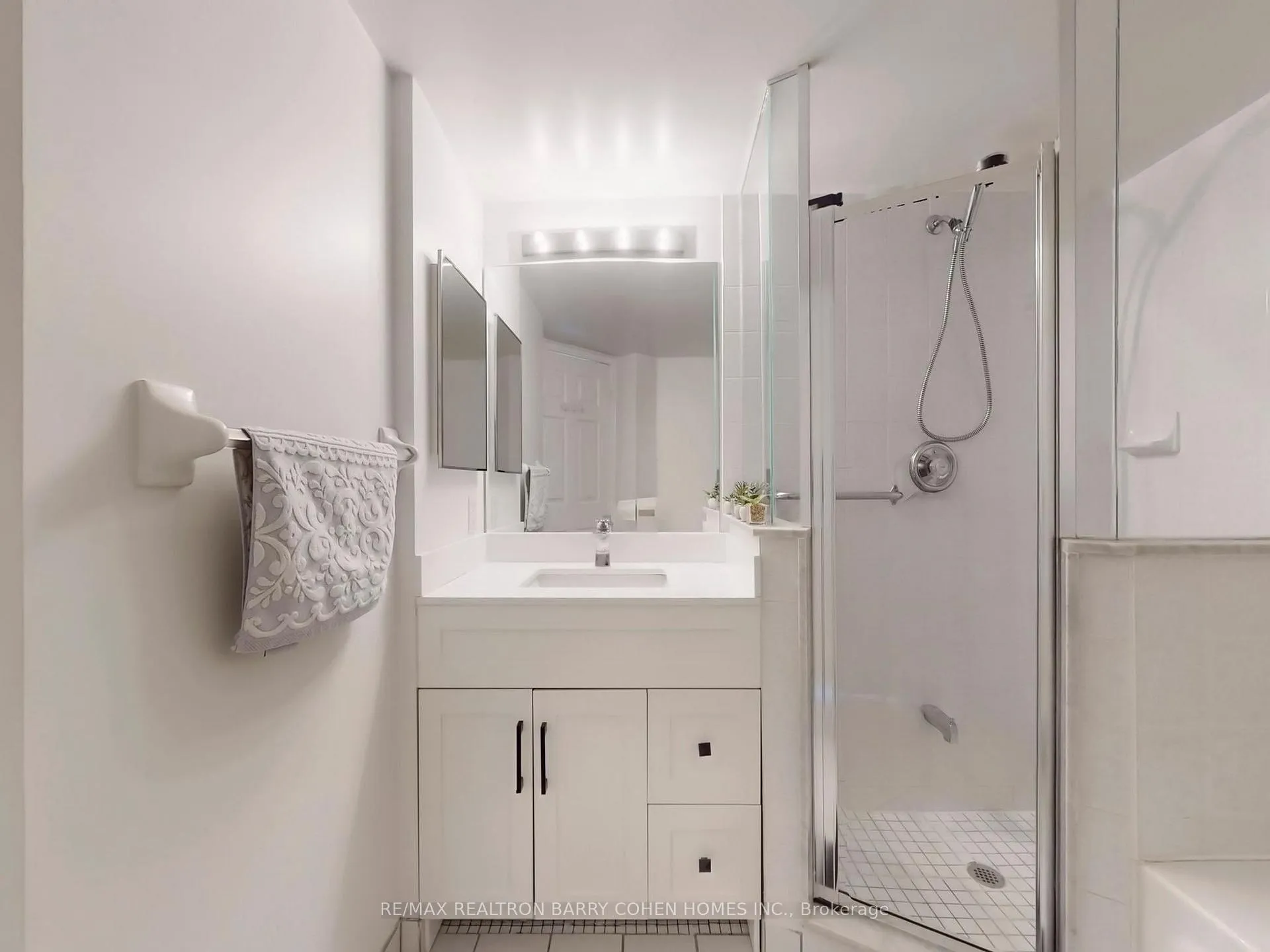 Photo 29 of Unit PH104, 1 Emerald Lane, Vaughan, Crestwood-Springfarm-Yorkhill — HOMEH