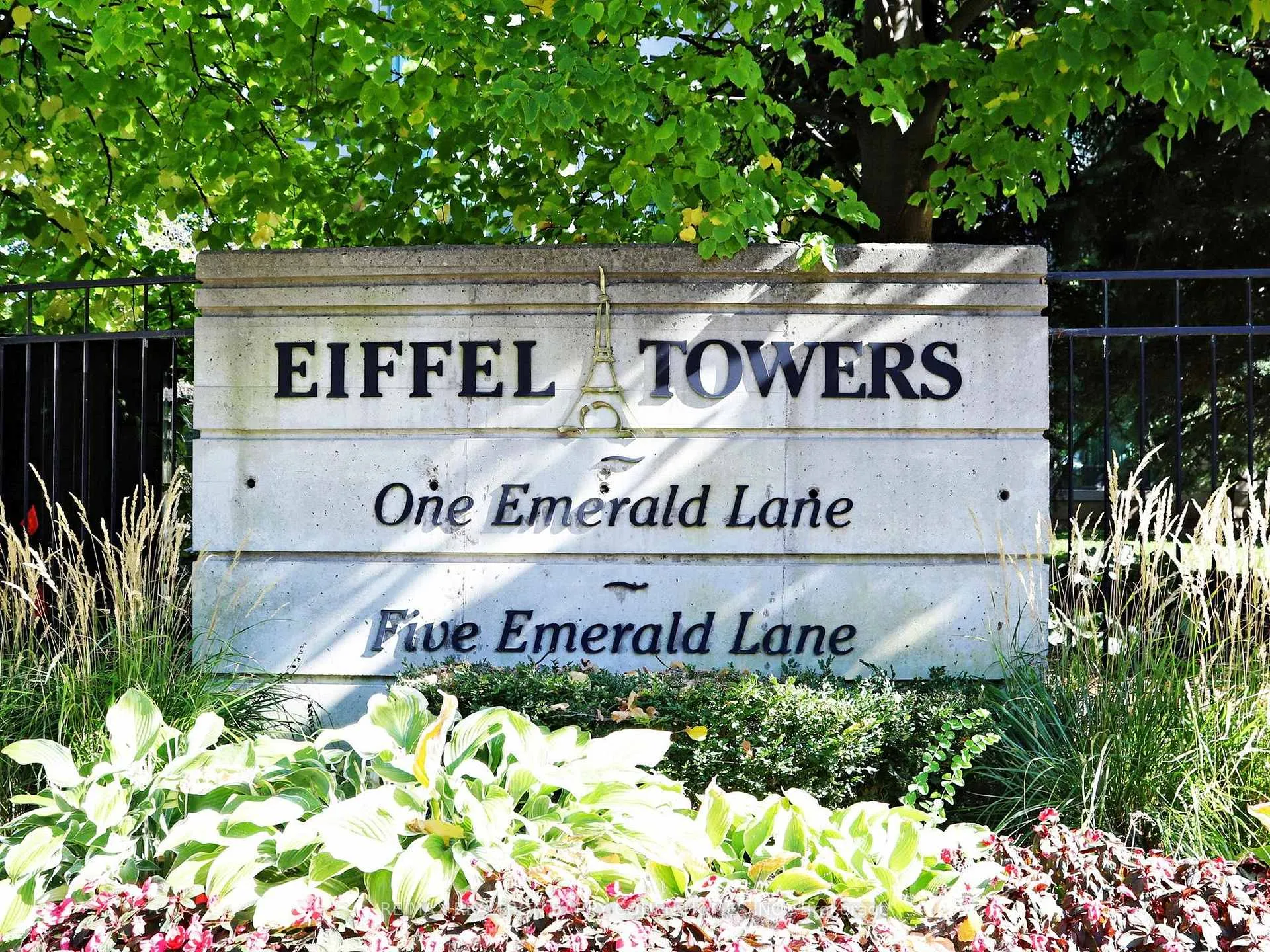 Photo 48 of Unit PH104, 1 Emerald Lane, Vaughan, Crestwood-Springfarm-Yorkhill — HOMEH