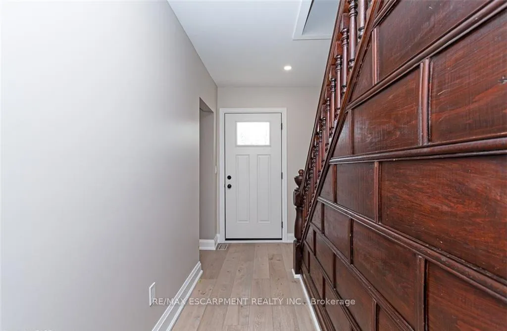 Photo 3 of 1697 Concession 10, Norfolk, Townsend — HOMEH
