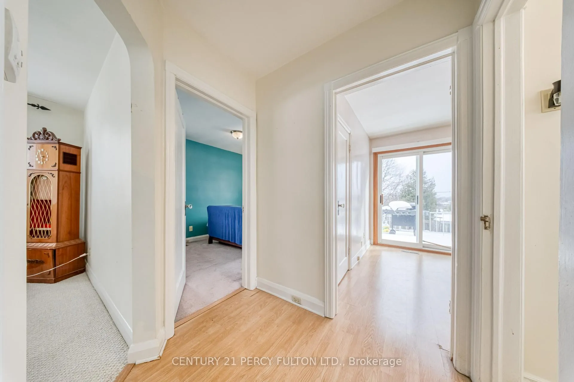 Photo 14 of 707 Athol Street, Whitby, Downtown Whitby — HOMEH
