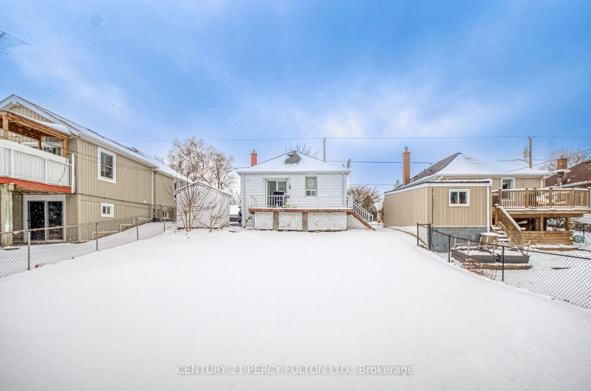 Photo 32 of 707 Athol Street, Whitby, Downtown Whitby — HOMEH