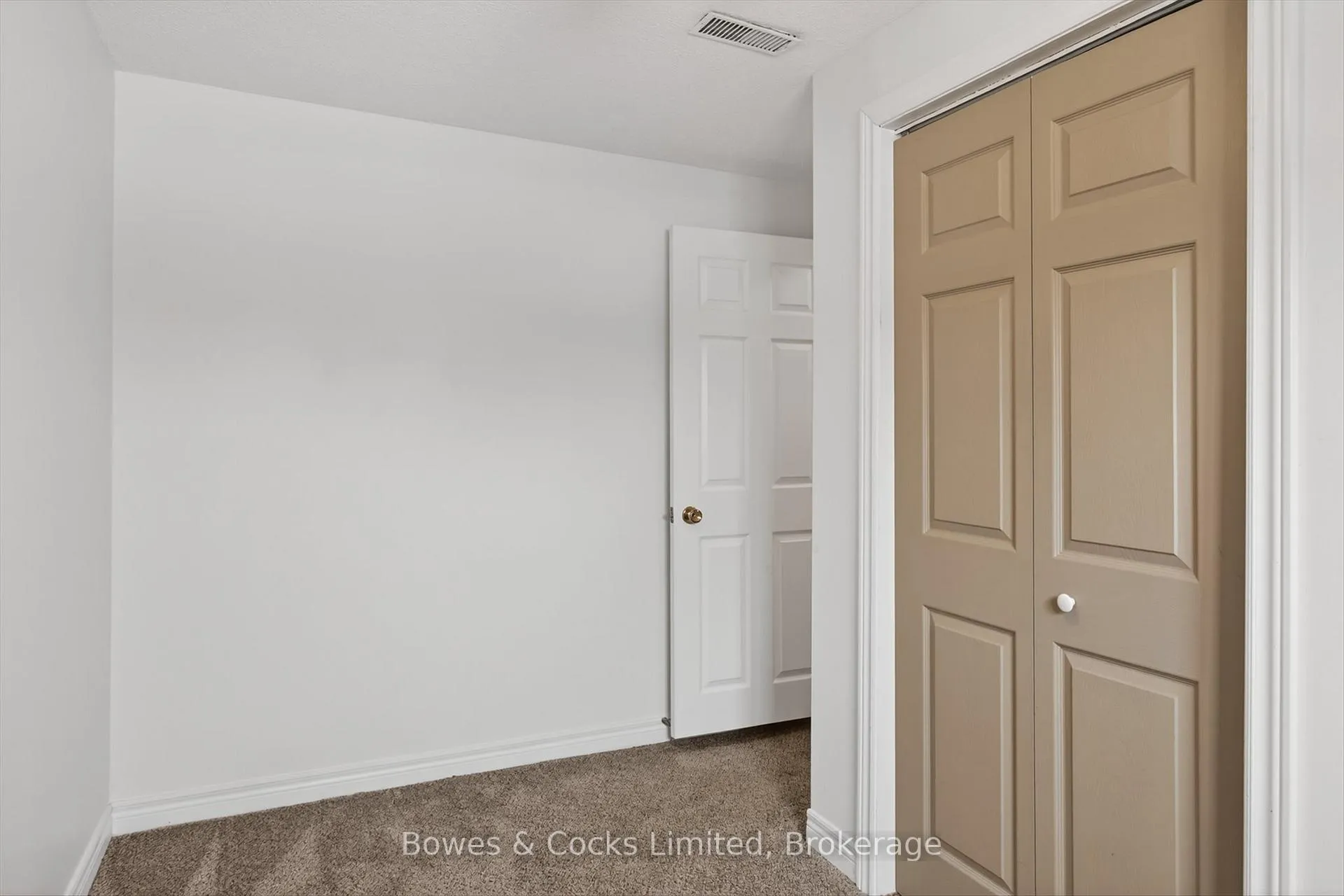 Photo 34 of 2233 Denure Drive, Peterborough, Monaghan Ward 2 — HOMEH