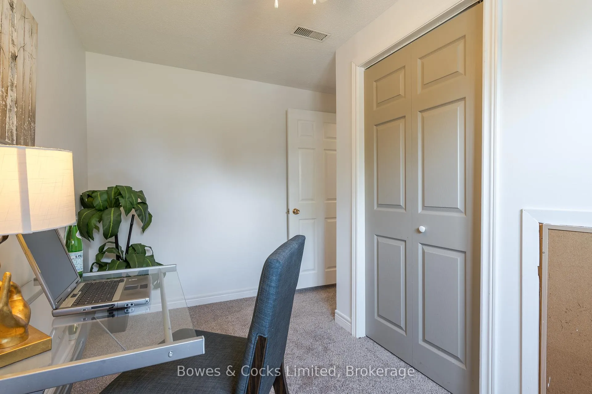 Photo 35 of 2233 Denure Drive, Peterborough, Monaghan Ward 2 — HOMEH