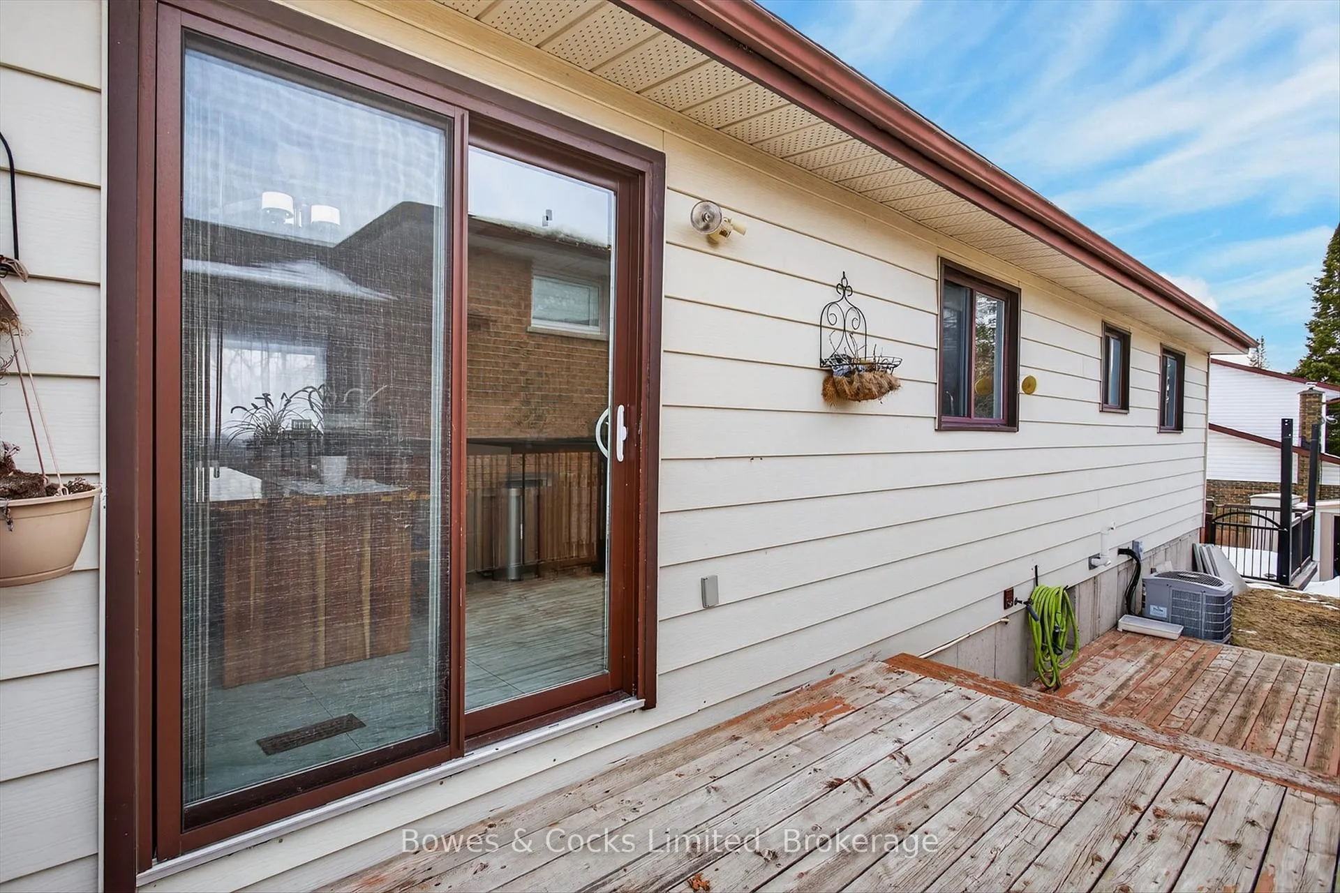 Photo 40 of 2233 Denure Drive, Peterborough, Monaghan Ward 2 — HOMEH