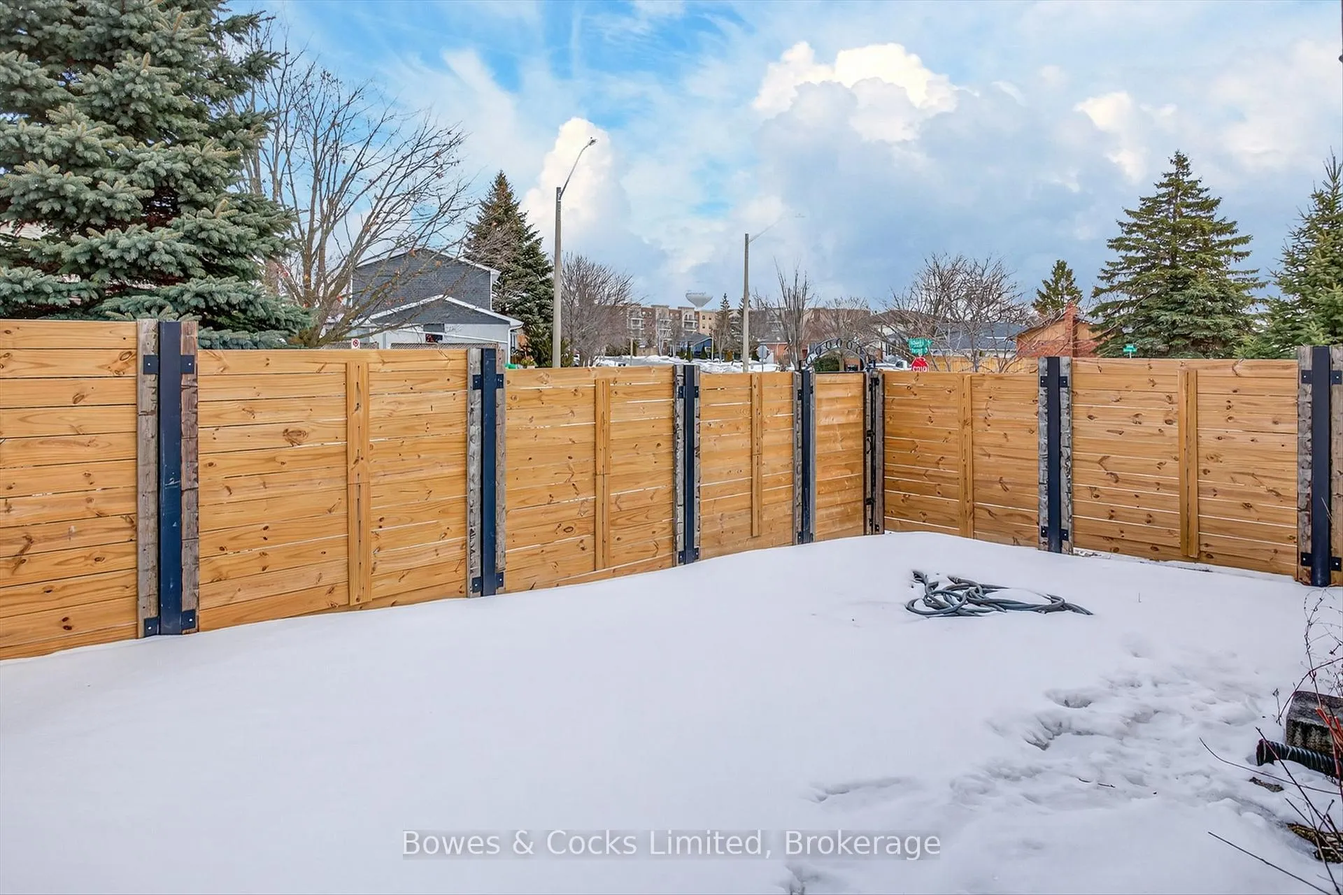 Photo 44 of 2233 Denure Drive, Peterborough, Monaghan Ward 2 — HOMEH