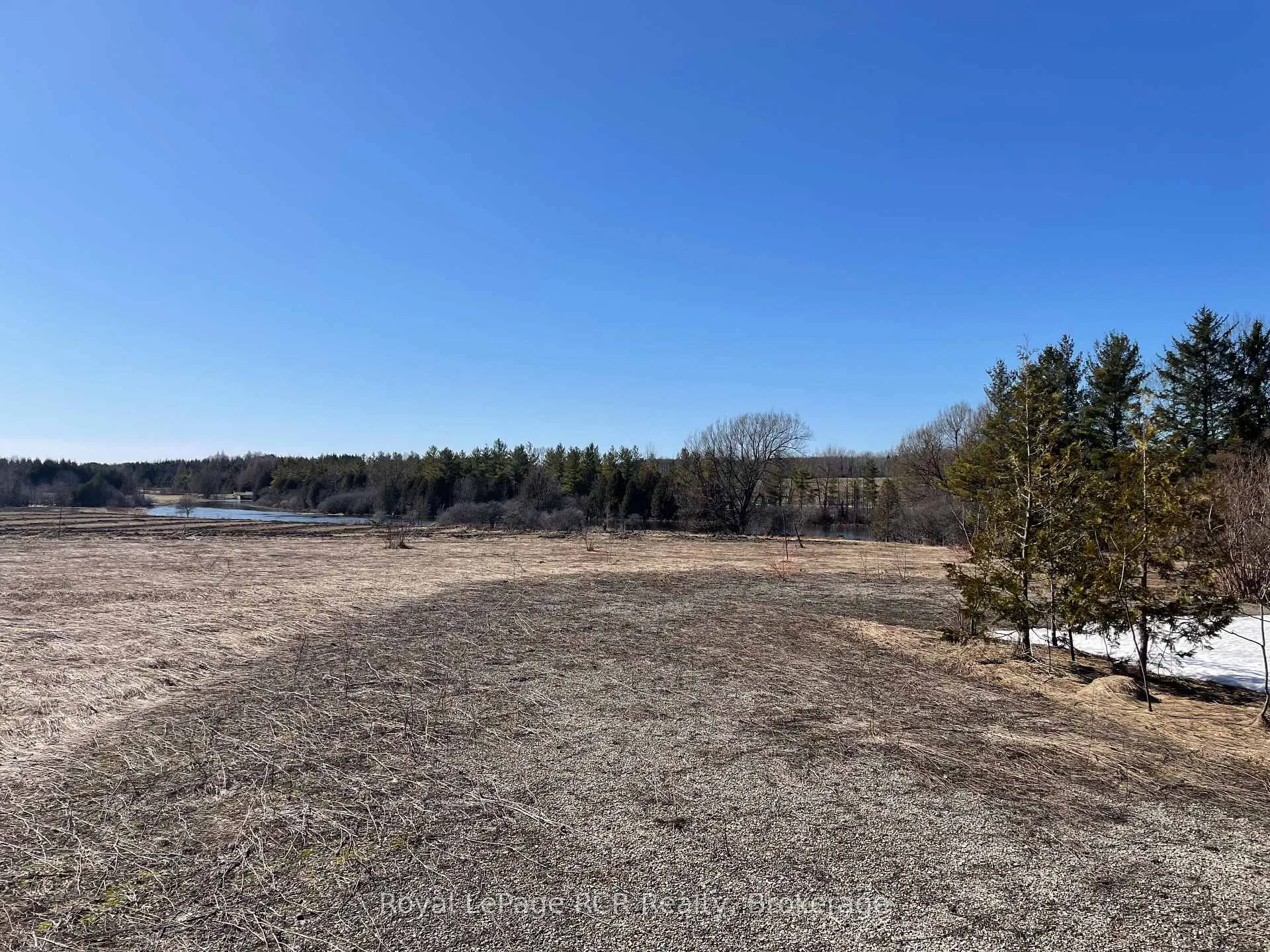 Photo 4 of 072988 Southgate Sideroad 7, Southgate — HOMEH