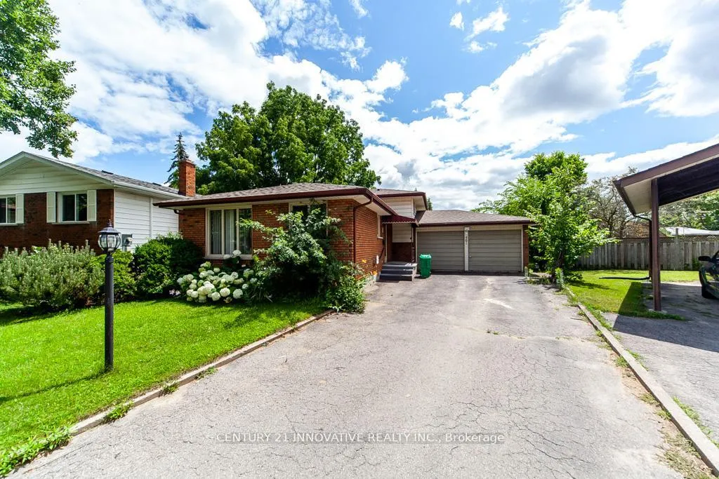 Photo 4 of 501 Barnes Crescent, Peterborough, Otonabee Ward 1 — HOMEH