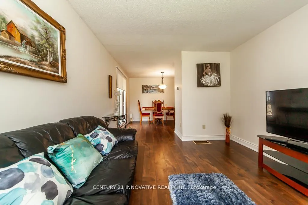Photo 13 of 501 Barnes Crescent, Peterborough, Otonabee Ward 1 — HOMEH