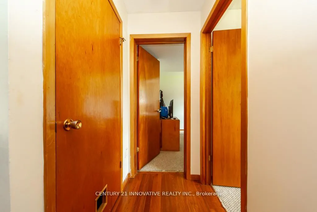 Photo 25 of 501 Barnes Crescent, Peterborough, Otonabee Ward 1 — HOMEH
