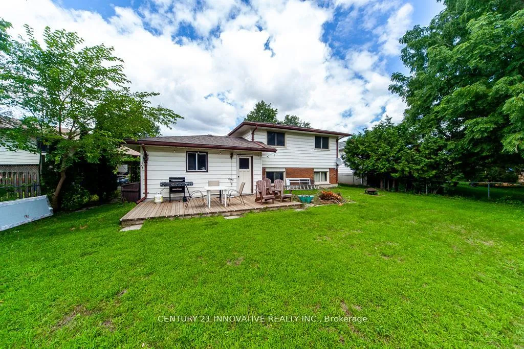 Photo 37 of 501 Barnes Crescent, Peterborough, Otonabee Ward 1 — HOMEH