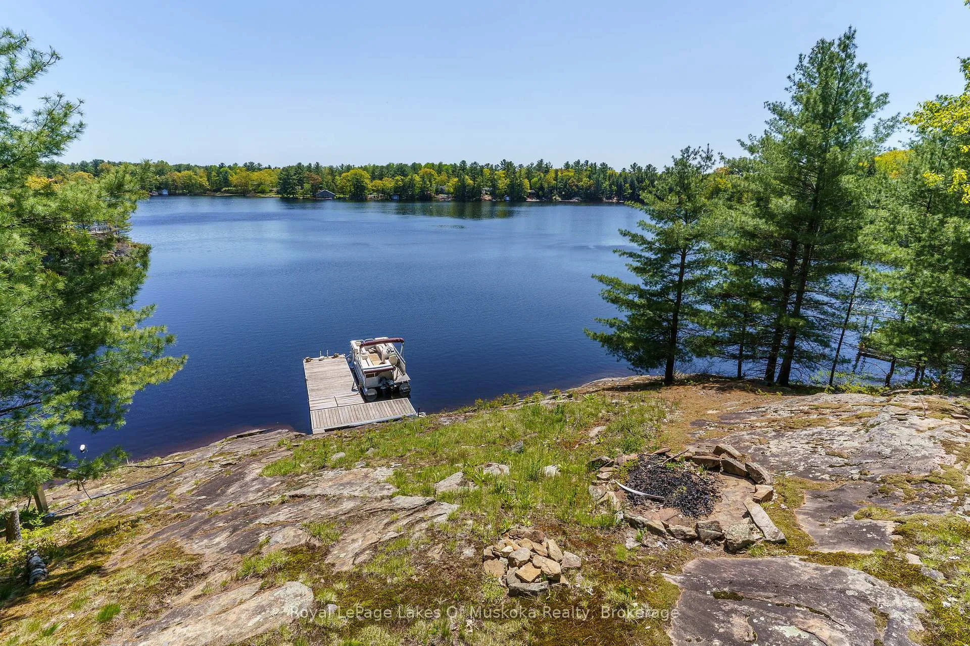 Photo 17 of 22 Mile Island, Gravenhurst, Wood (Gravenhurst) — HOMEH