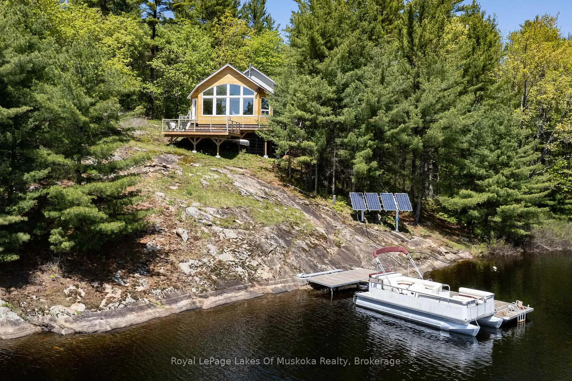 Photo 23 of 22 Mile Island, Gravenhurst, Wood (Gravenhurst) — HOMEH