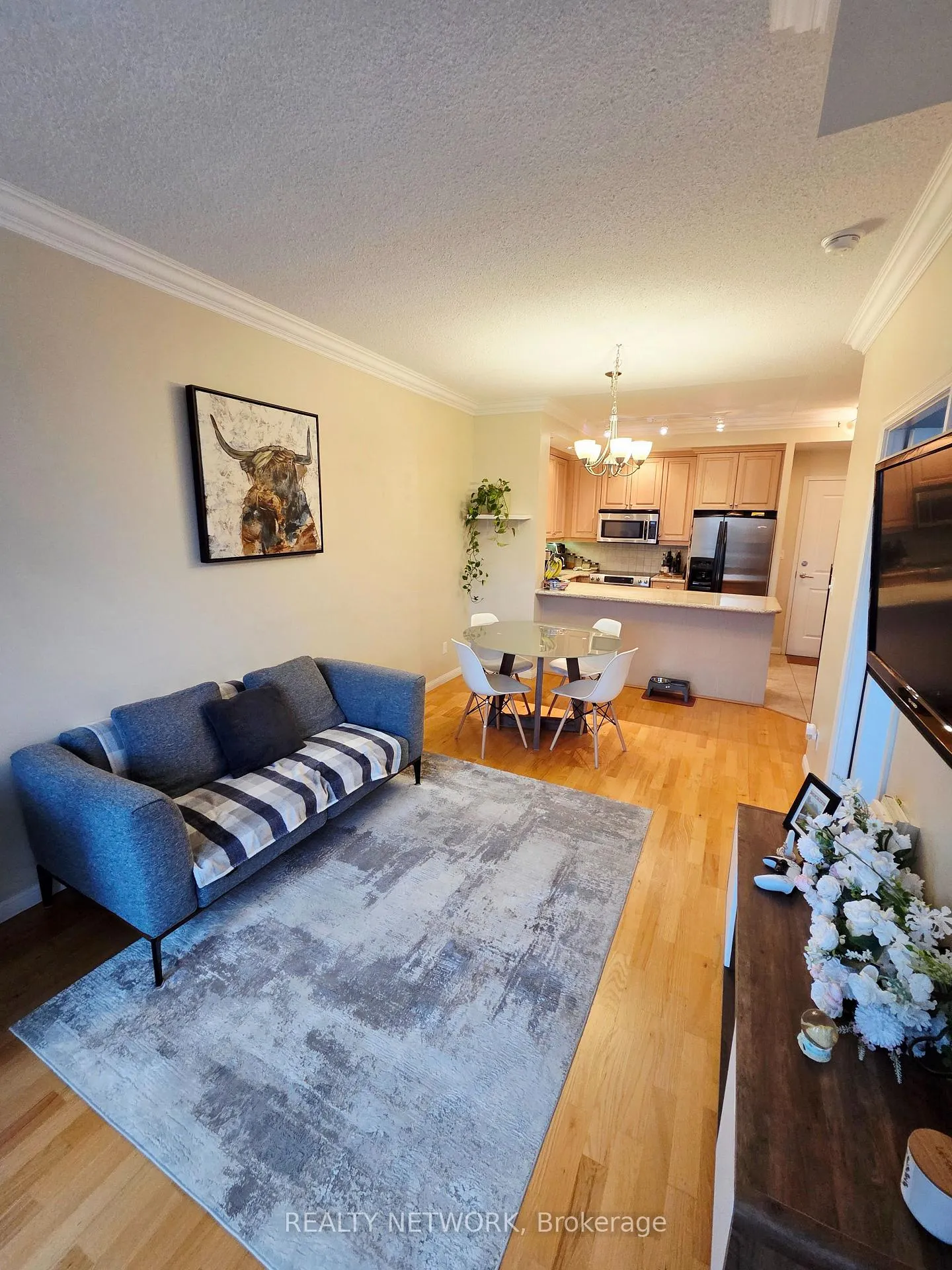 Photo 7 of Unit 414, 900 Mount Pleasant Road, Toronto, Mount Pleasant West — HOMEH