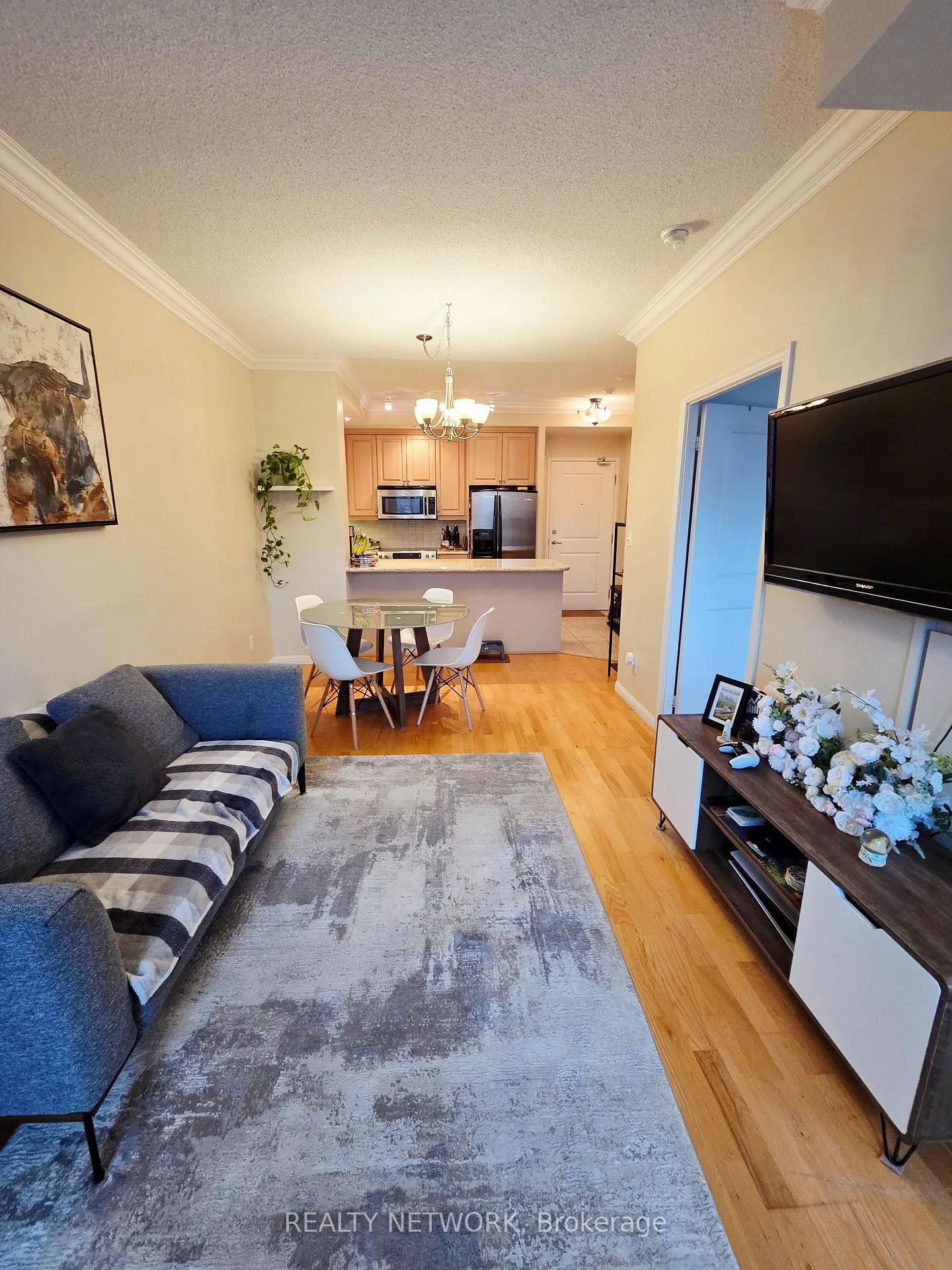 Photo 8 of Unit 414, 900 Mount Pleasant Road, Toronto, Mount Pleasant West — HOMEH
