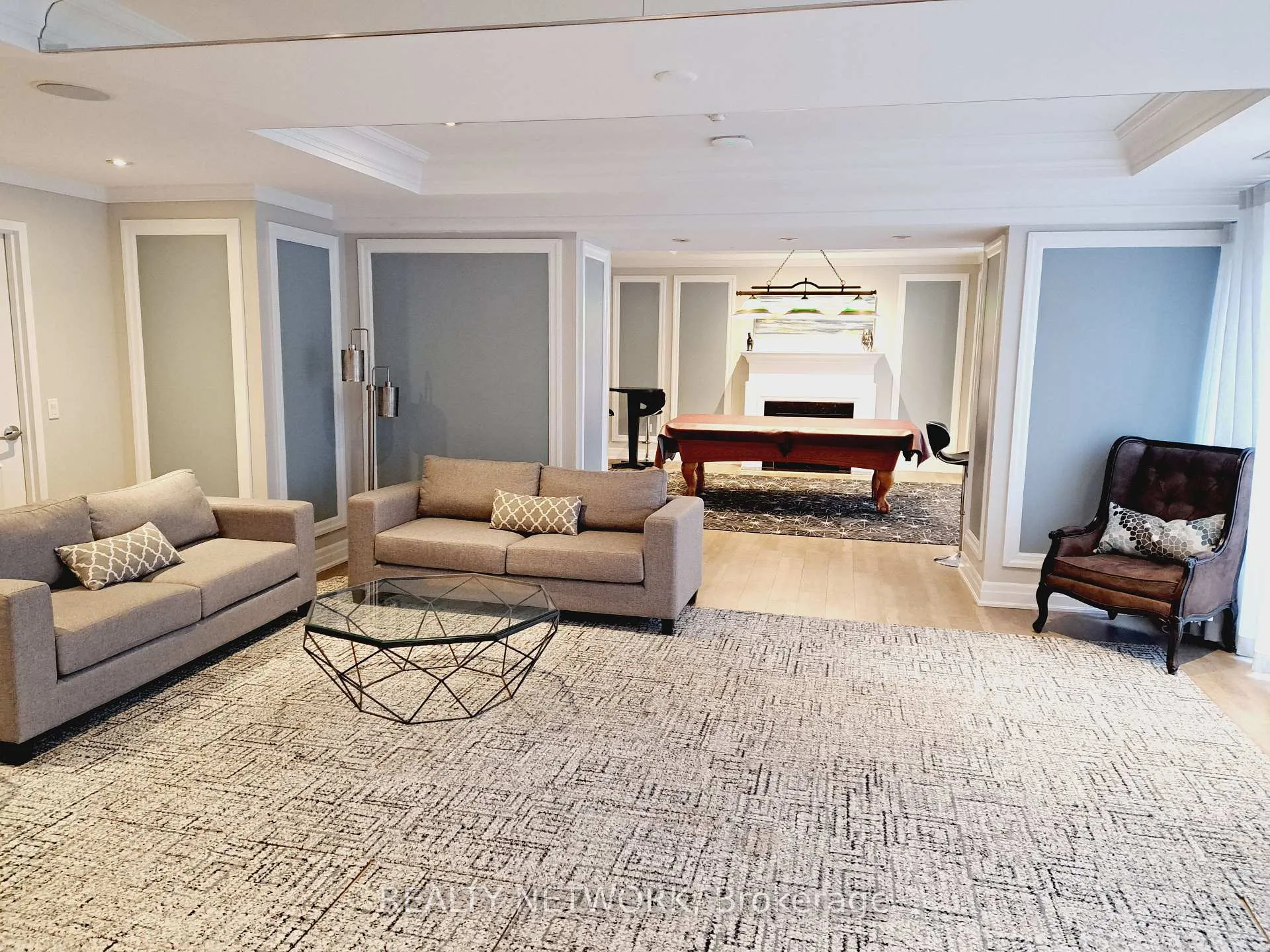 Photo 25 of Unit 414, 900 Mount Pleasant Road, Toronto, Mount Pleasant West — HOMEH