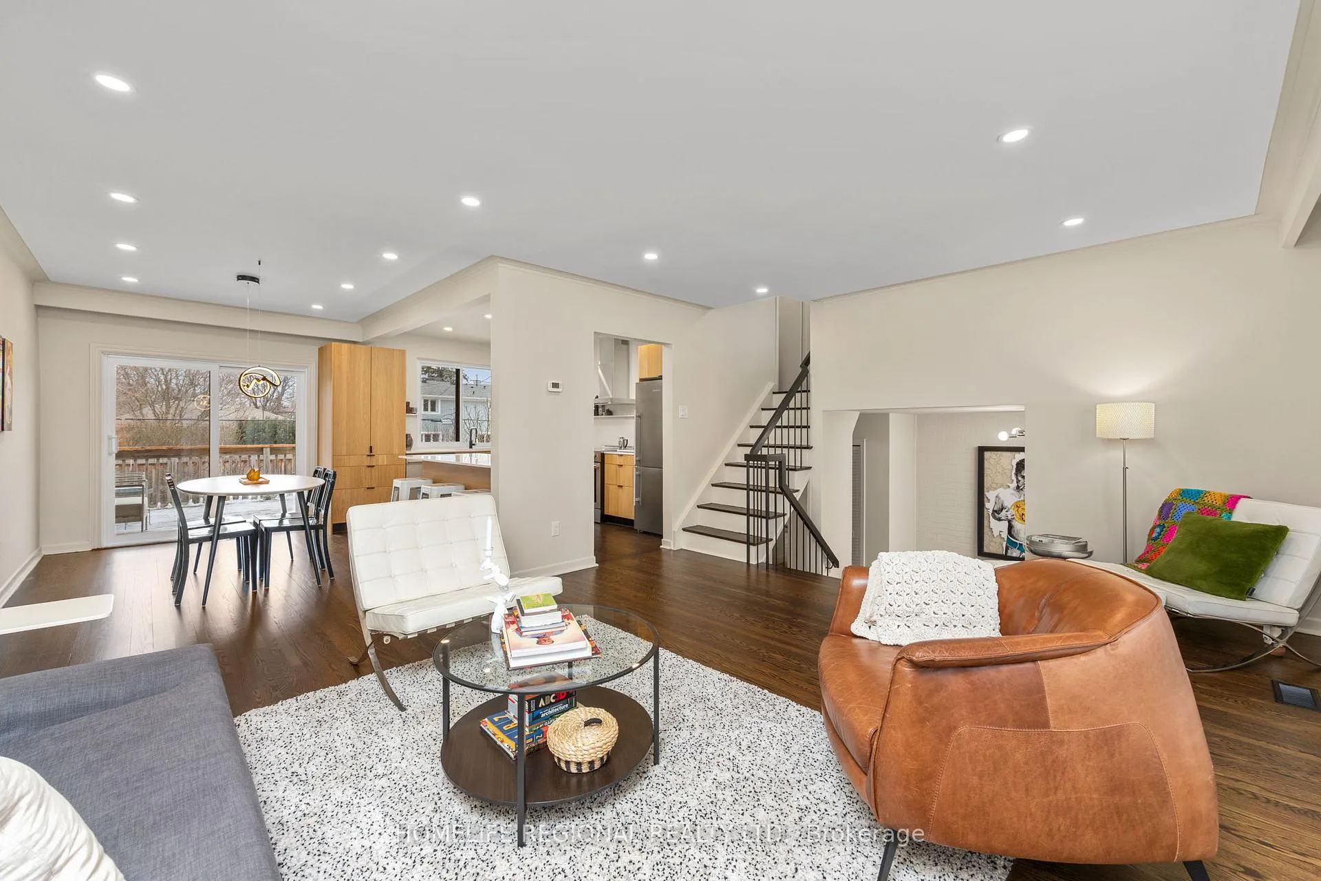 Photo 6 of 42 Manorhampton Drive, Etobicoke, Willowridge-Martingrove-Richview — HOMEH
