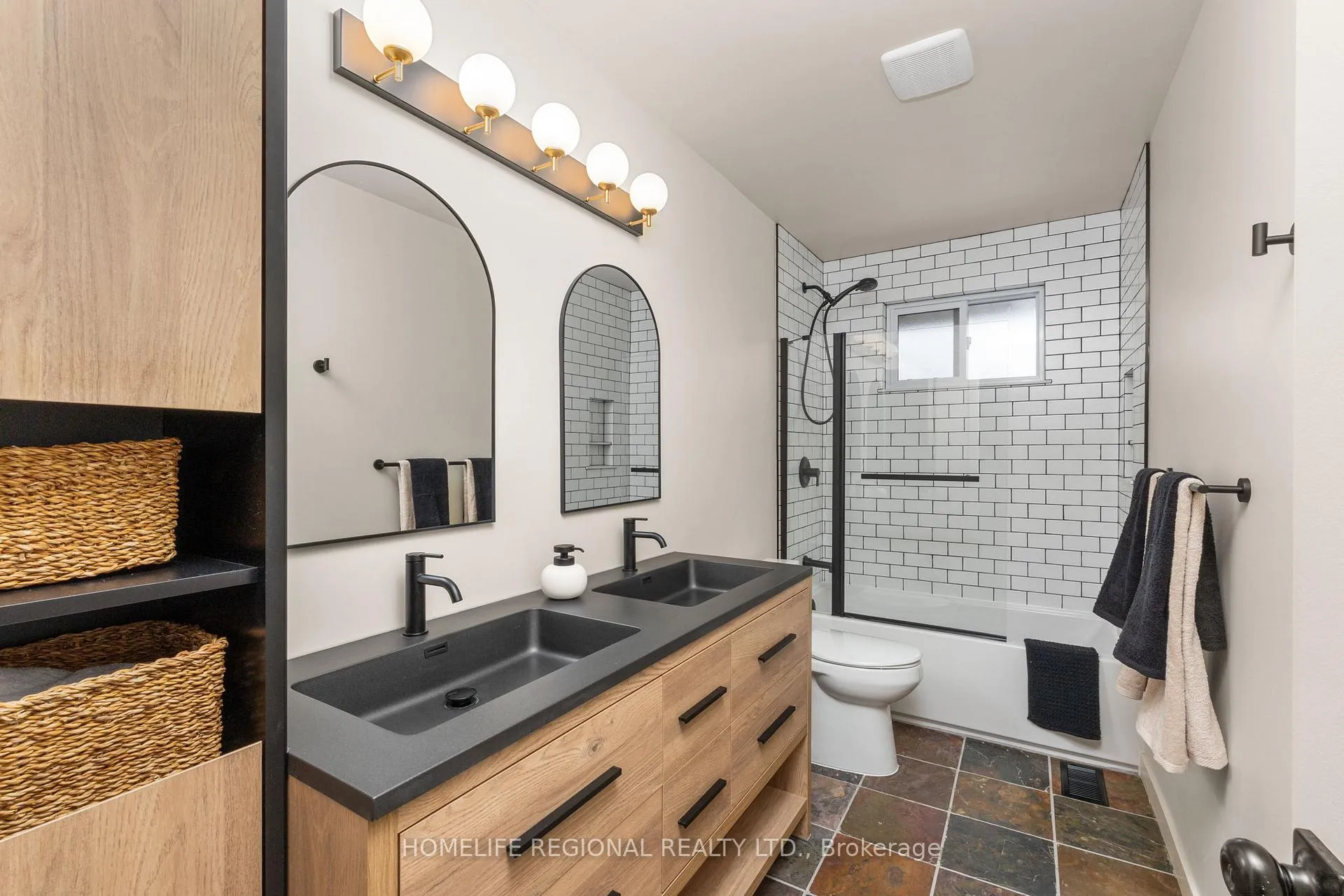 Photo 14 of 42 Manorhampton Drive, Etobicoke, Willowridge-Martingrove-Richview — HOMEH