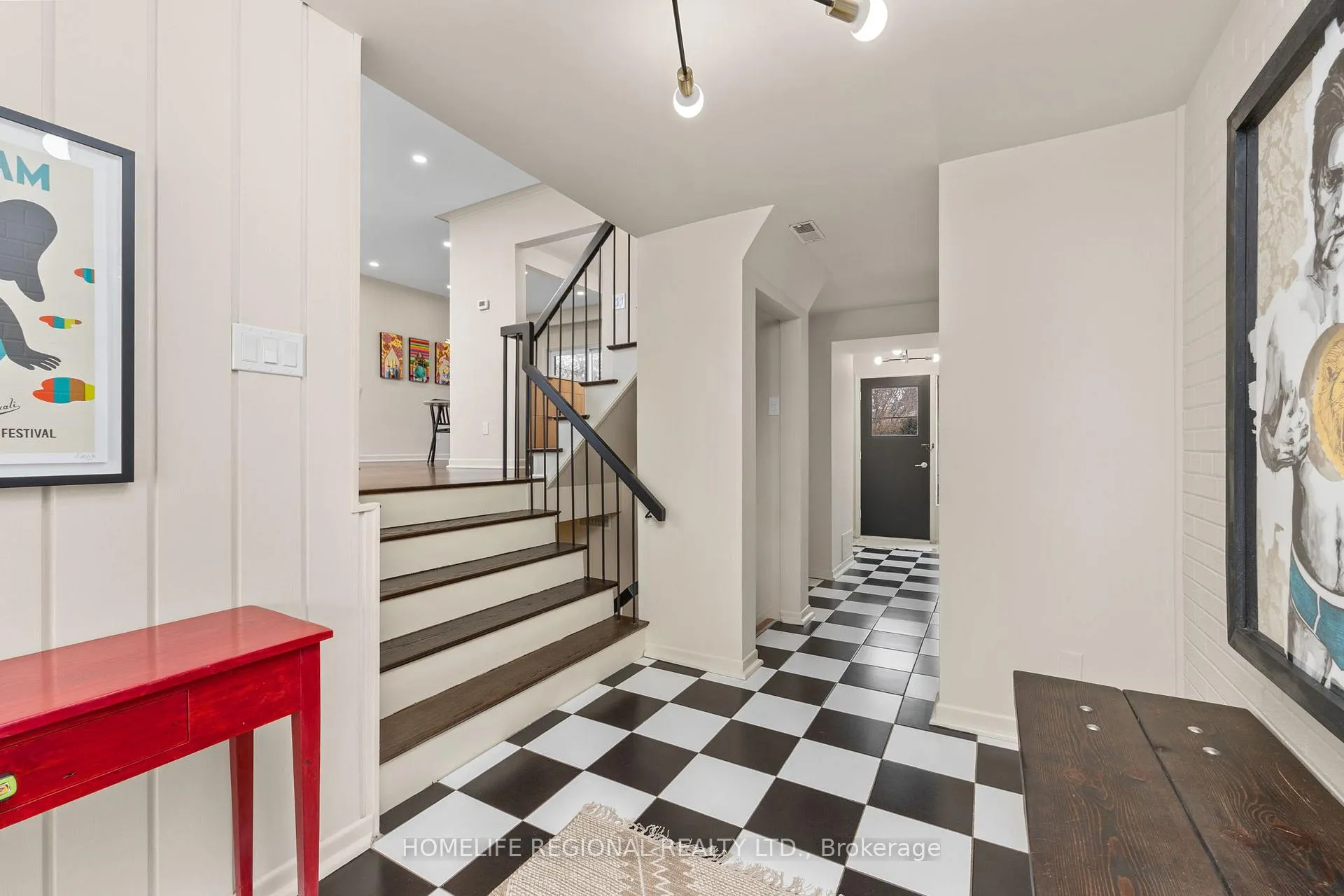Photo 21 of 42 Manorhampton Drive, Etobicoke, Willowridge-Martingrove-Richview — HOMEH