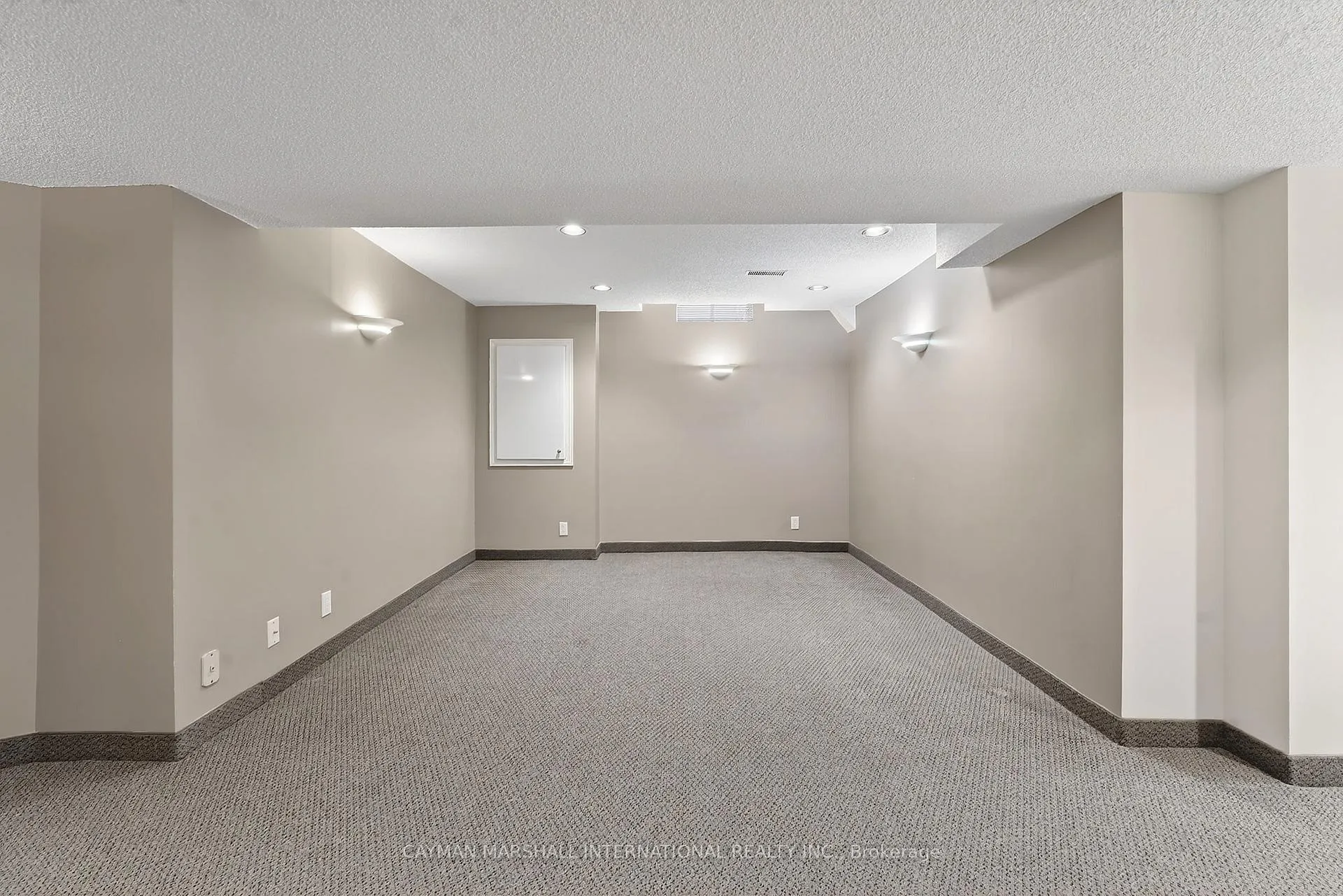 Photo 18 of 72 Redondo Drive, Vaughan, Beverley Glen — HOMEH