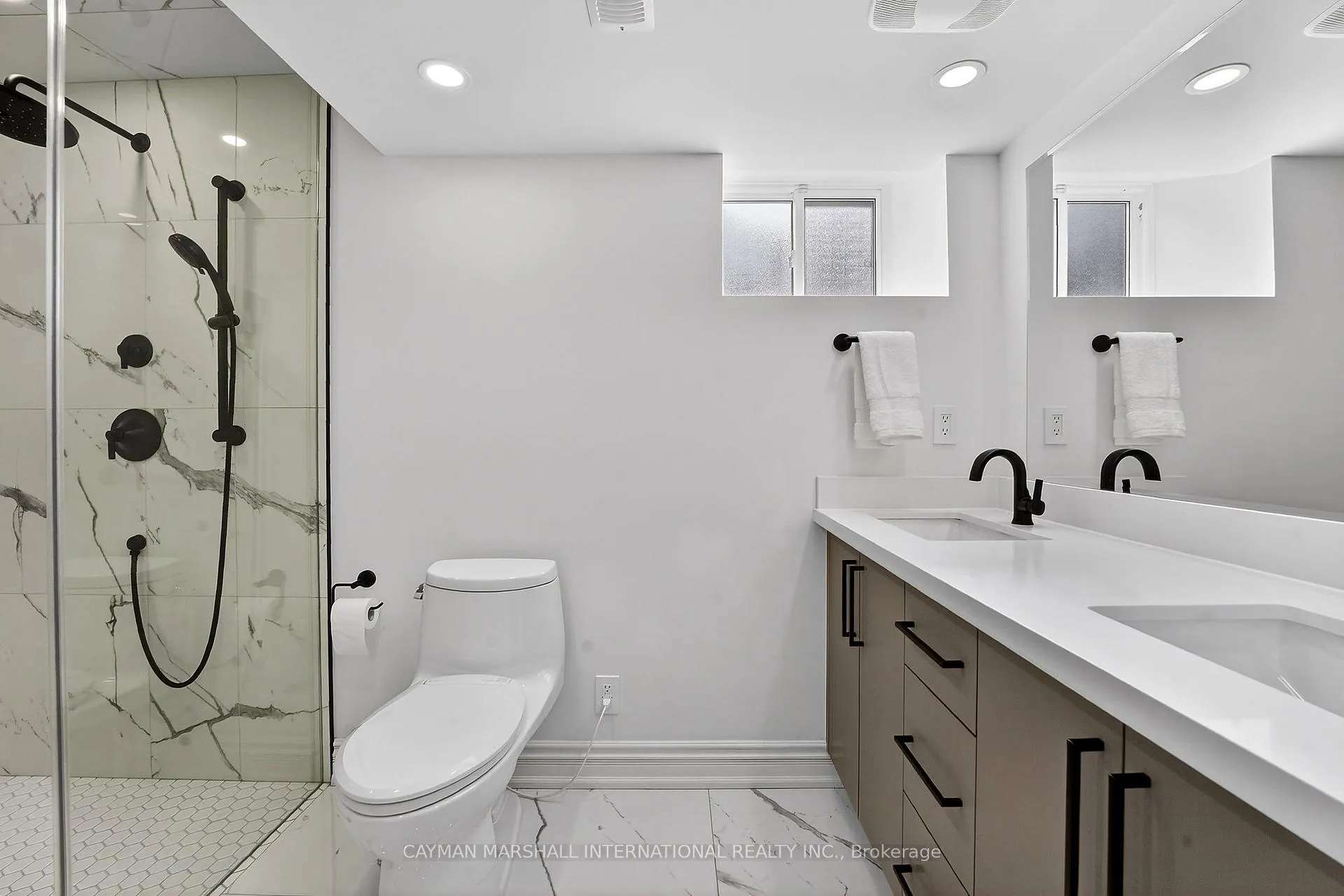 Photo 24 of 72 Redondo Drive, Vaughan, Beverley Glen — HOMEH