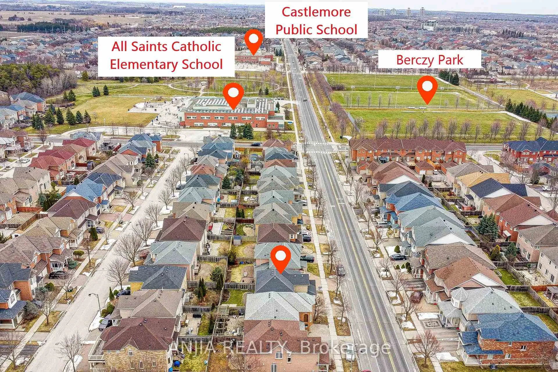 Photo 5 of 96 Castlemore Avenue, Markham, Berczy — HOMEH