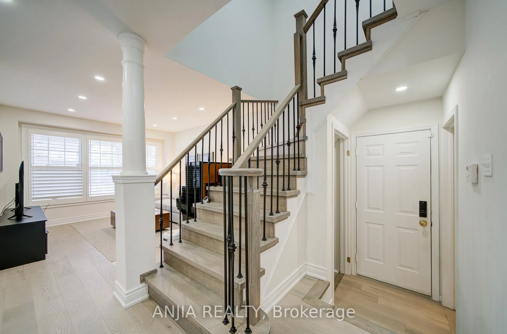 Photo 22 of 96 Castlemore Avenue, Markham, Berczy — HOMEH
